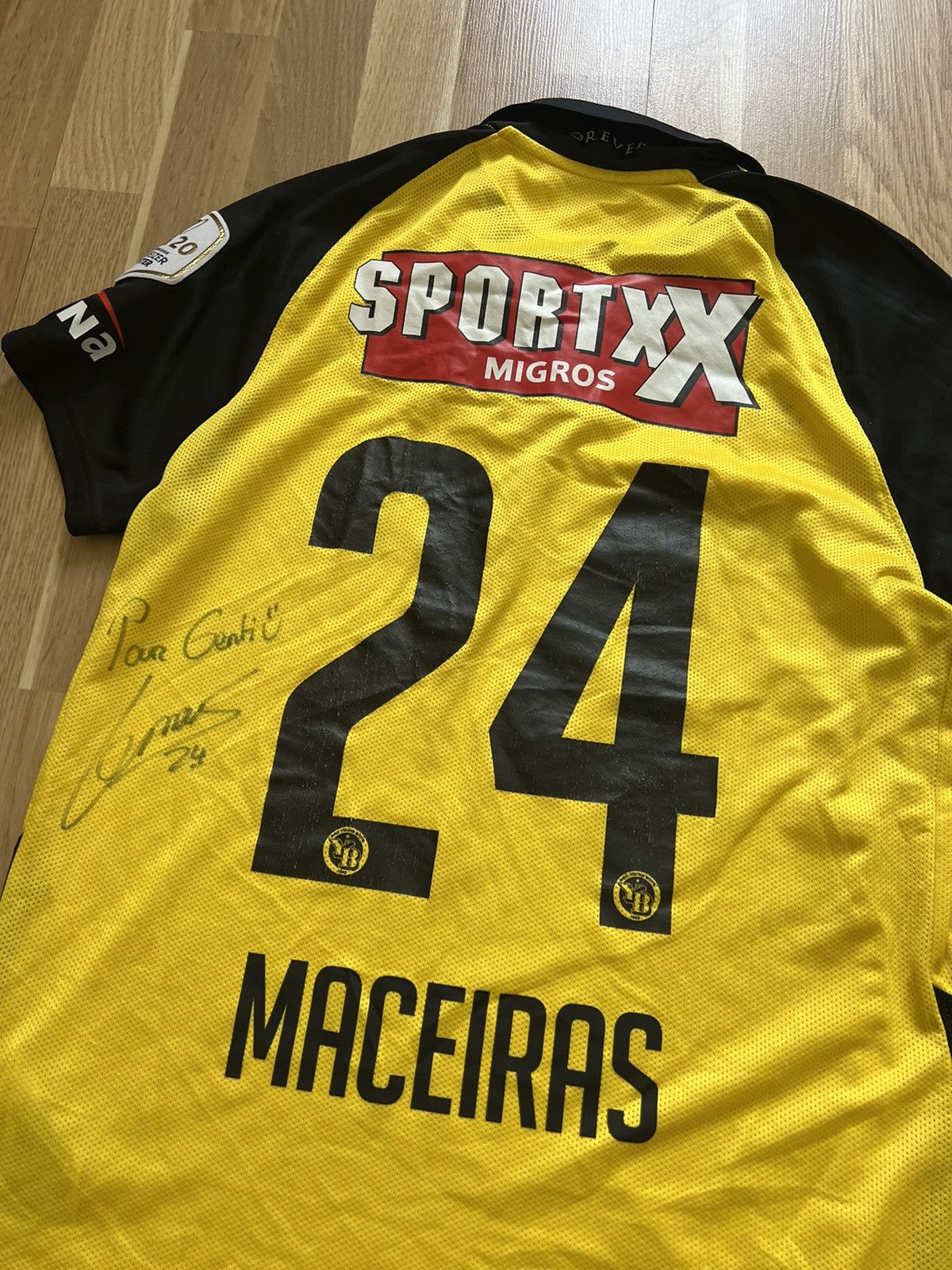 Nike Young Boys Nike football soccer jersey Maceiras 24 2020 Size US L / EU 52-54 / 3 - 10 Thumbnail