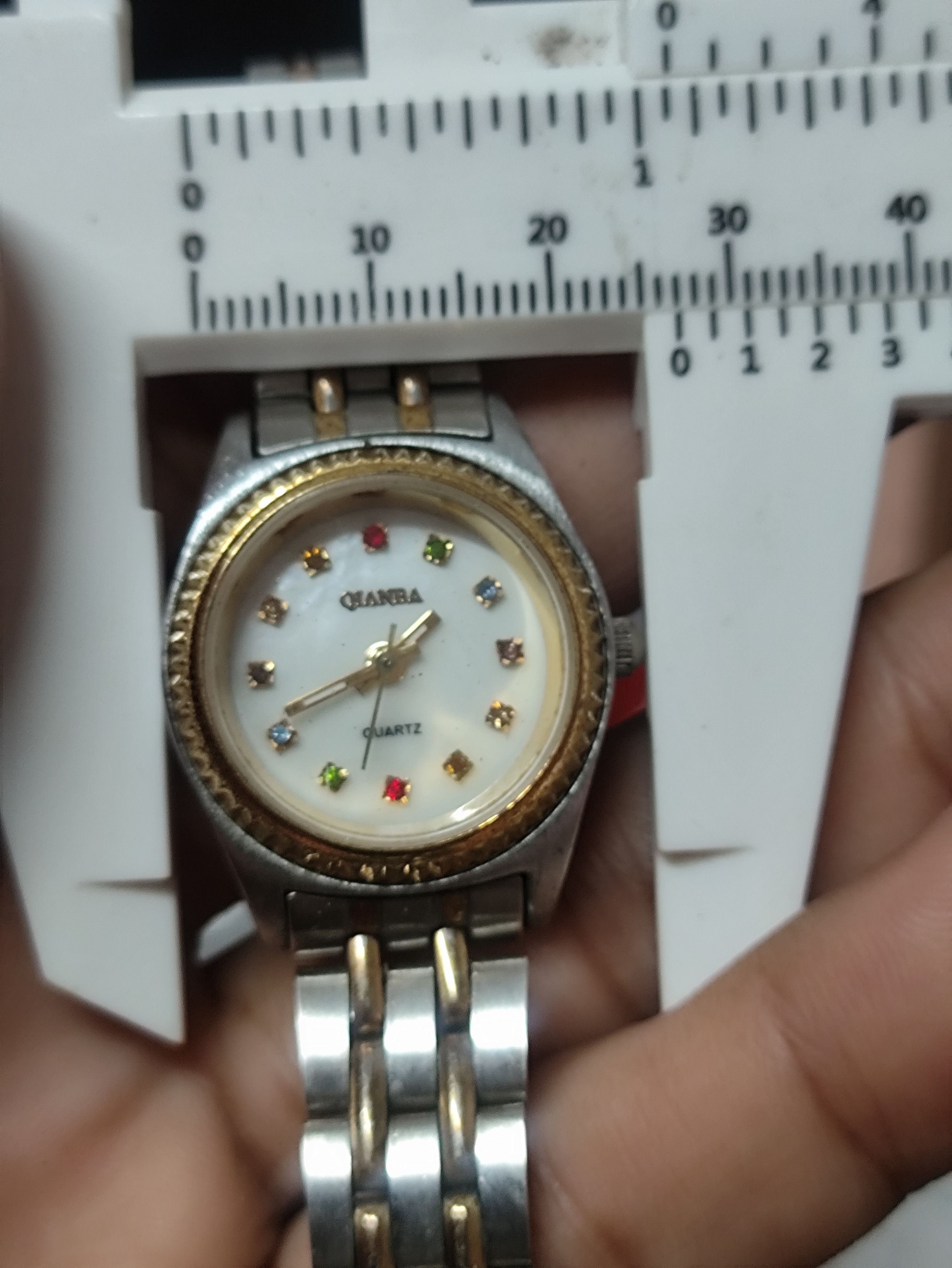Japanese Brand VINTAGE "QIANBA" WATCH (NO. 8079L). LADIES WATCH Size ONE SIZE - 4 Thumbnail