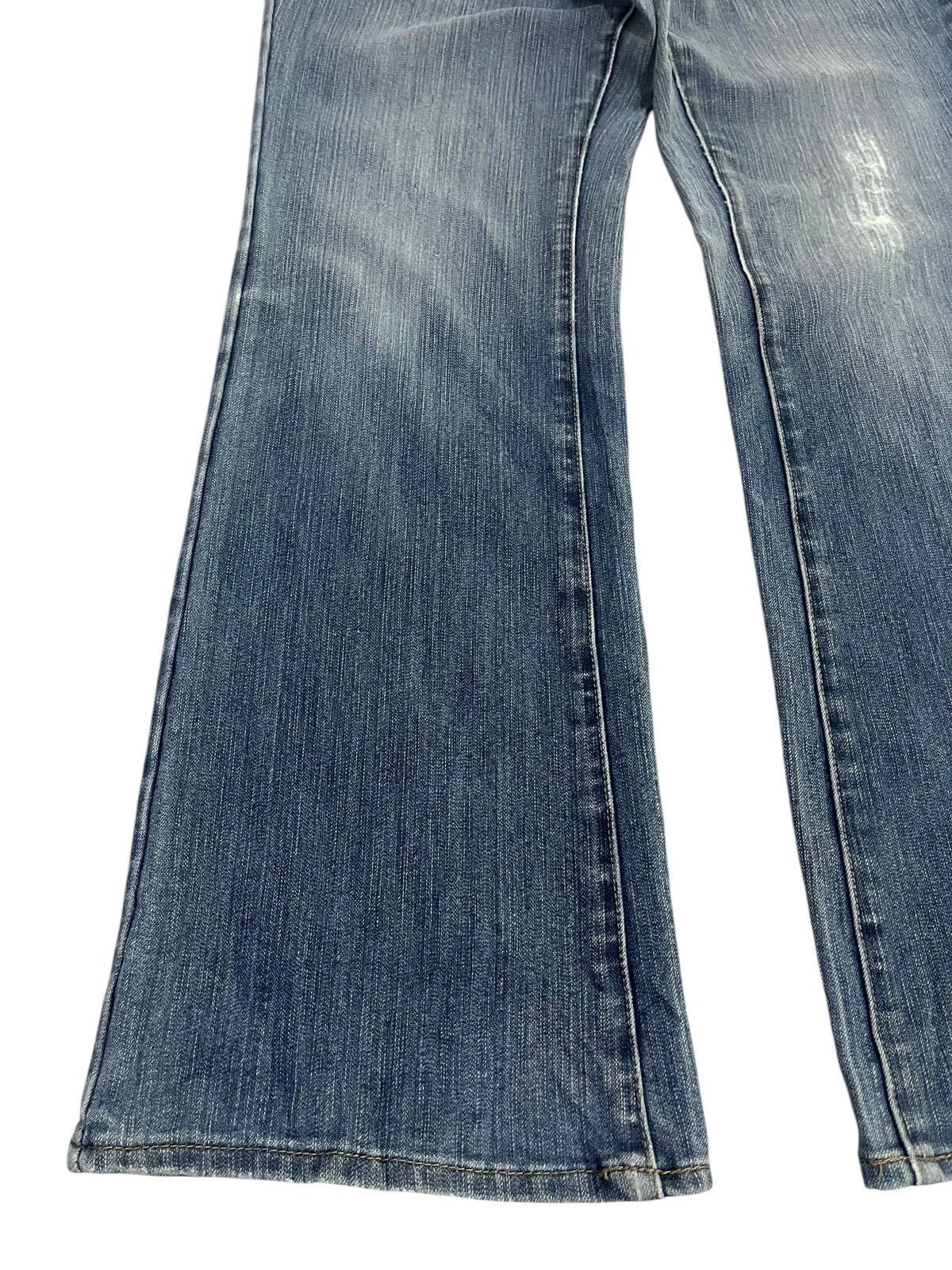 If Six Was Nine × Japanese Brand × Le Grande Bleu (L.G.B.) JAPANESE BRAND BLUE WASHED FLARE JEANS Size 27" / US 4 / IT 40 - 4 Thumbnail