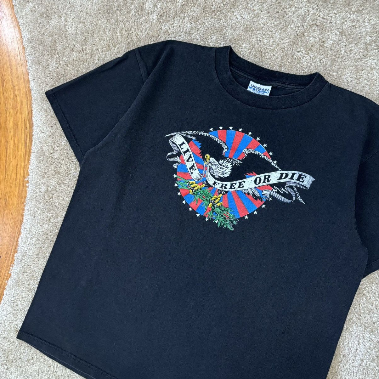 Vintage Vintage 1990s Marijuana Hemp Funny Weed T-Shirt Large Size US L / EU 52-54 / 3 - 5 Thumbnail