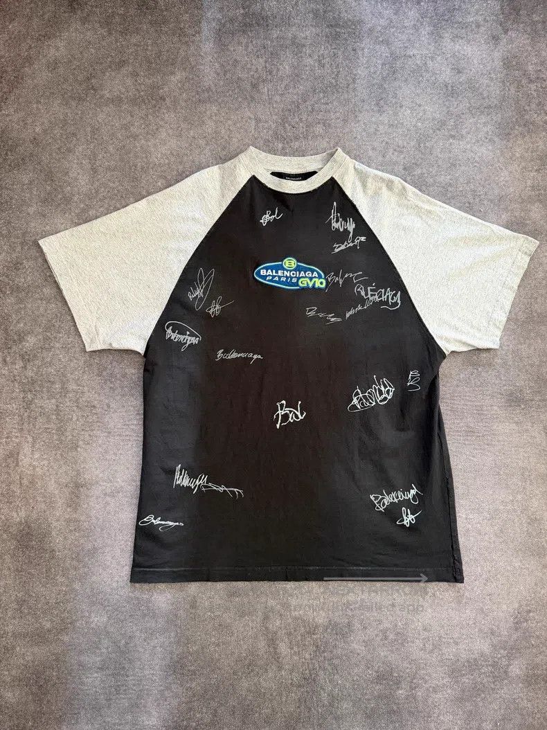 Balenciaga Balenciaga Shoulder seam color block signature print short Size US XS / EU 42 / 0 - 1 Thumbnail