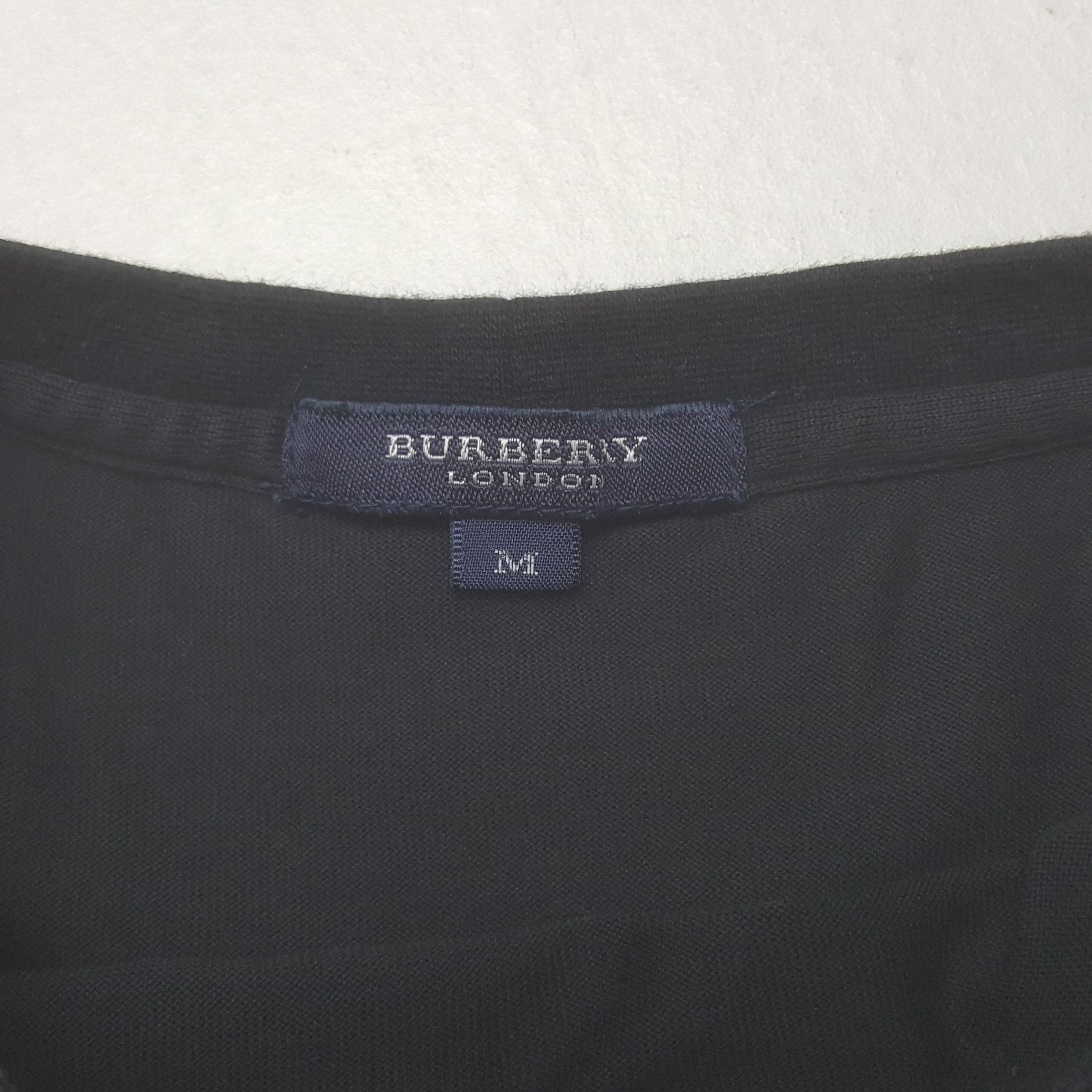 Burberry Vintage Burberry London Custom Spell Out Nova Check Tshirt Size US M / EU 48-50 / 2 - 4 Thumbnail