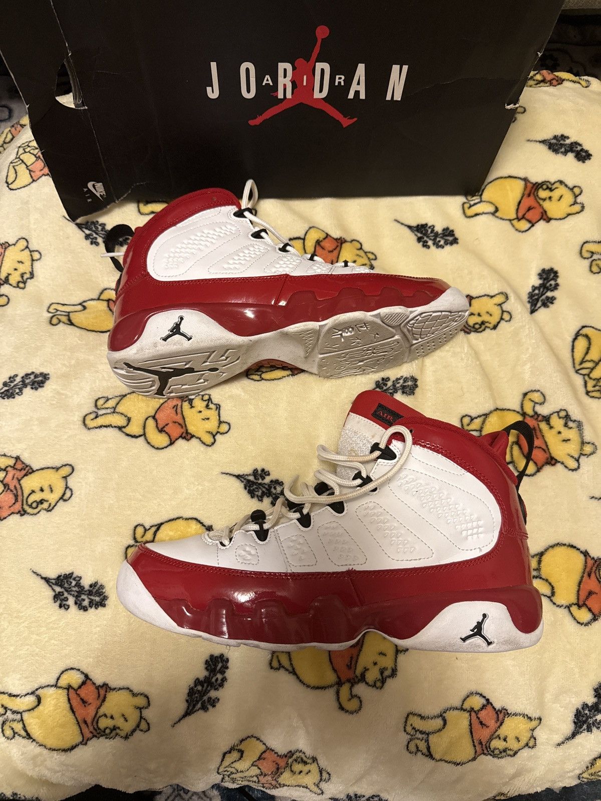 Jordan Brand Red & White 9’s Size US 7 / EU 40 - 3 Thumbnail
