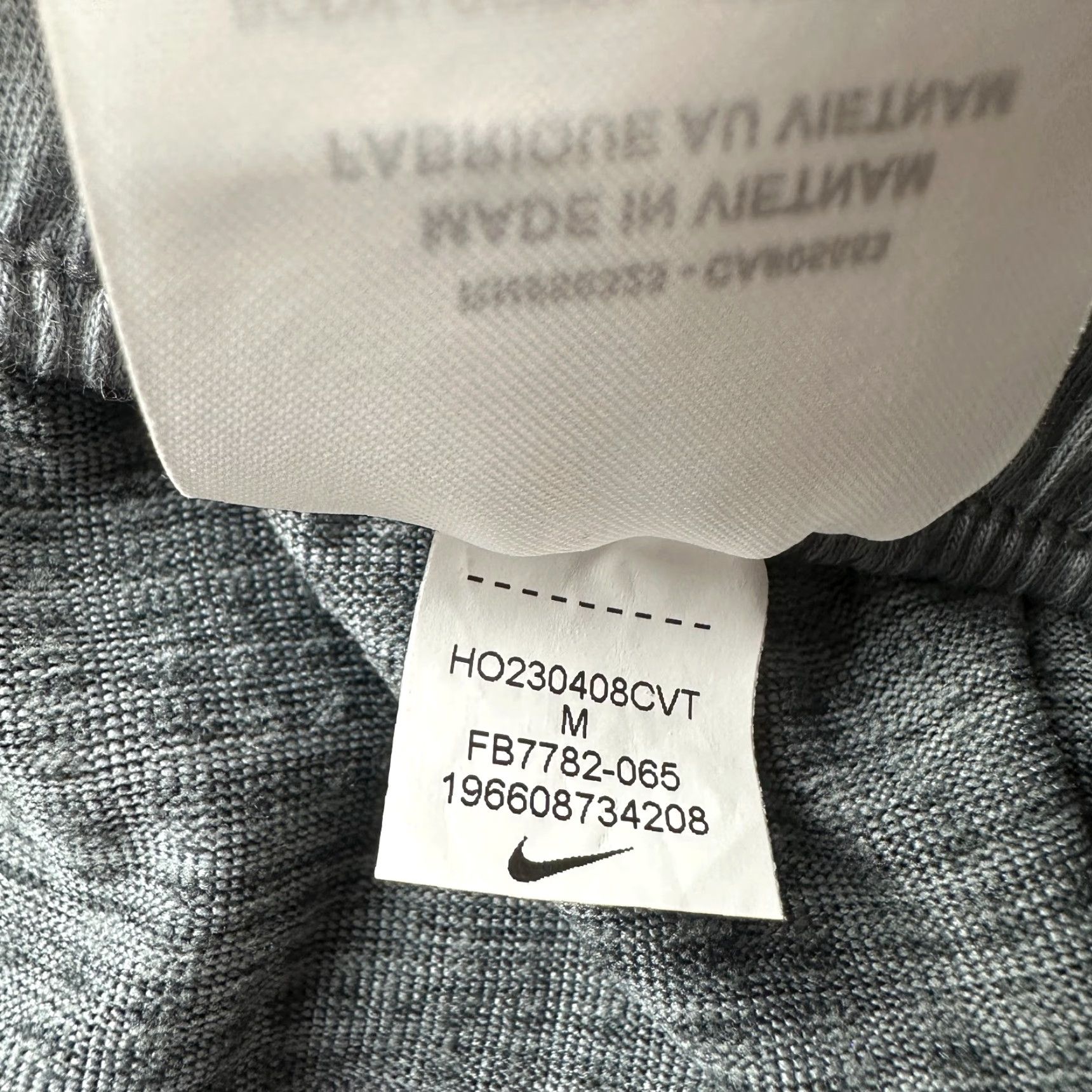 Nike Nike Yoga Pants Mens M Gray Dri-Fit Joggers with Pockets, Stretch, Inseam 29 in, Polyester Spandex, Regular Fit, Athletic Activewear Size US 31 - 7 Thumbnail