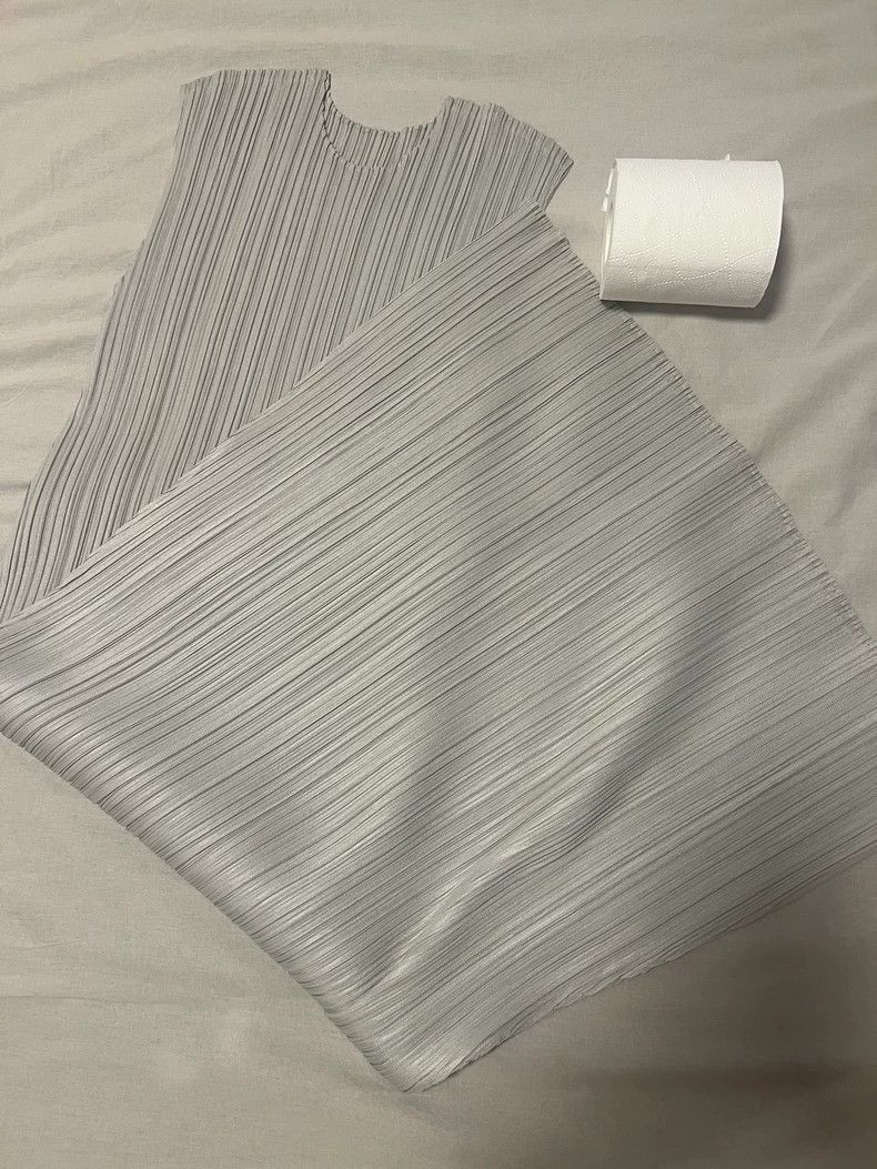 Issey Miyake Issey Miyake size:3 Beige pleated dress Size S / US 4 / IT 40 - 5 Thumbnail