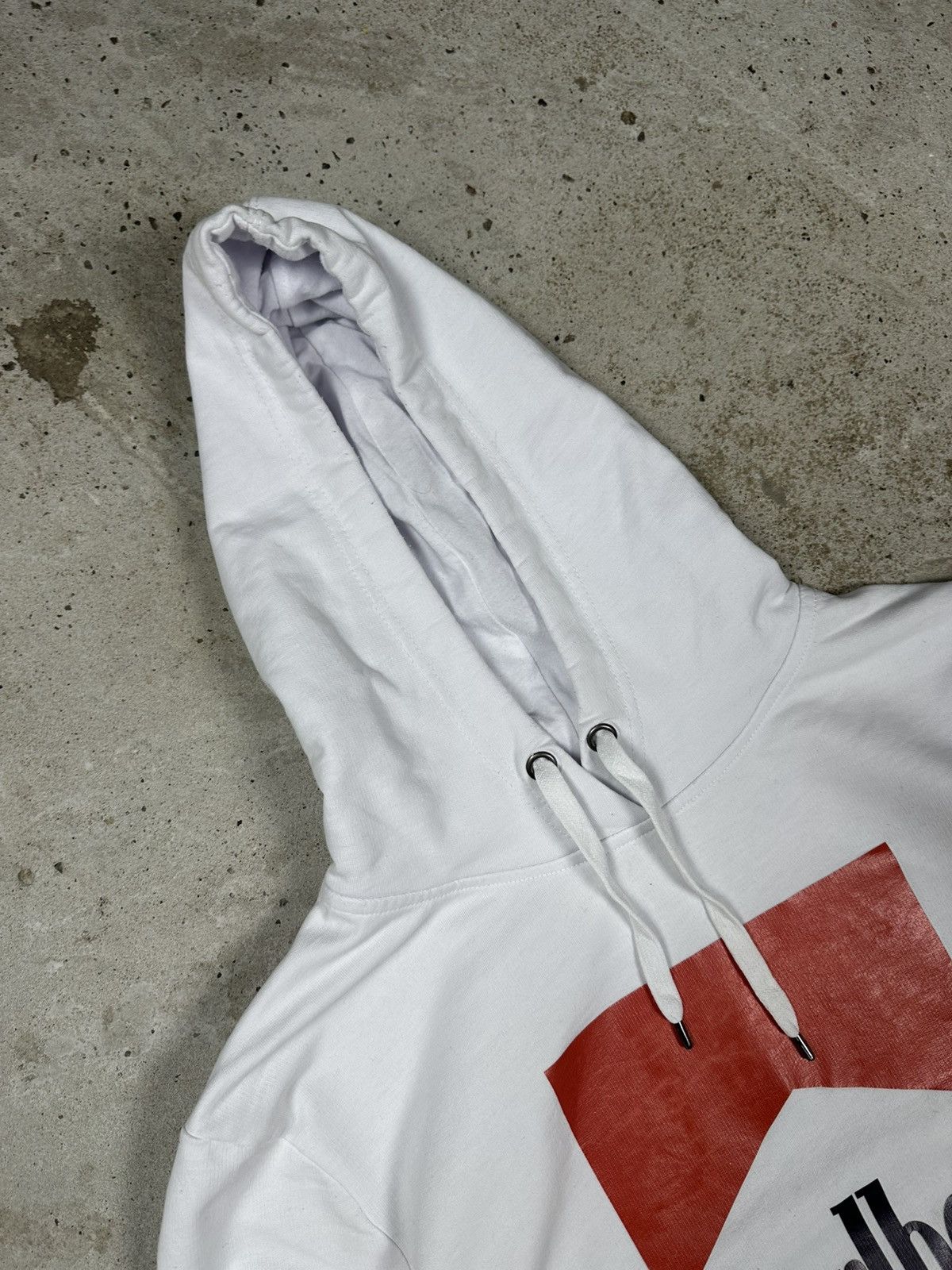 Marlboro Vintage Y2K Marlboro Big Logo White Hoodie Sweatshirt Size US L / EU 52-54 / 3 - 8 Thumbnail
