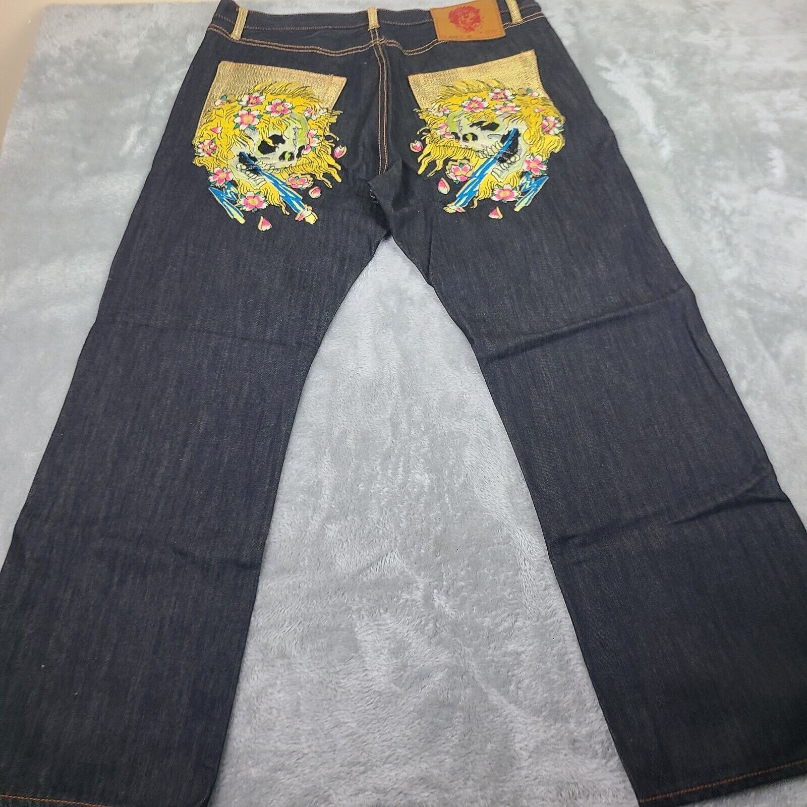 Vintage Y2k Ed Hardy Rhinestone good Skull Embroidered Jeans