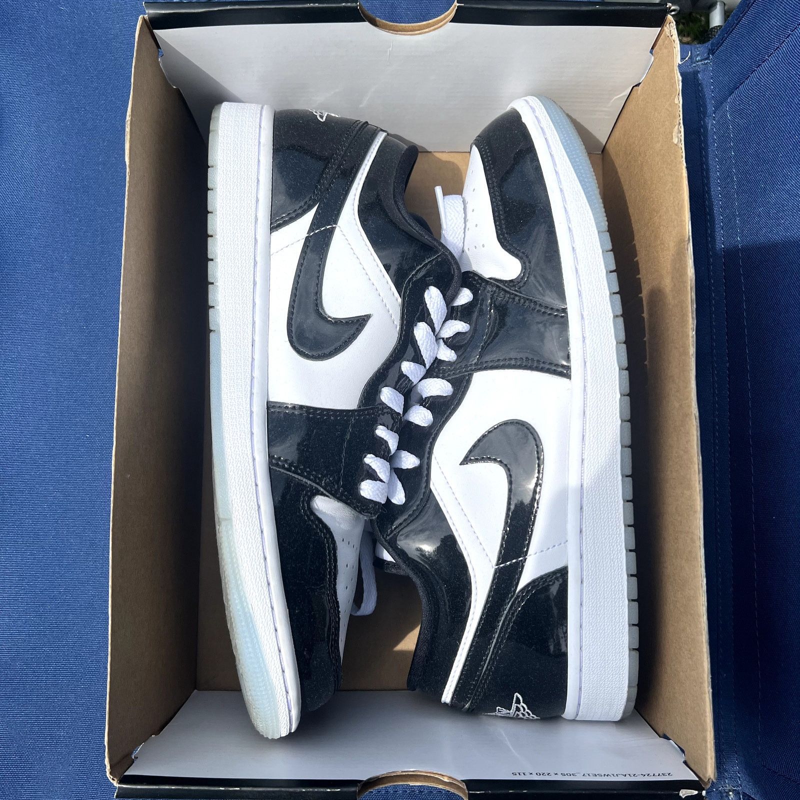 Jordan Brand × Nike Nike Air Jordan 1 Low SE Concord Men's Sneakers - Size 10 Size US 9 / IT 39 - 10 Thumbnail