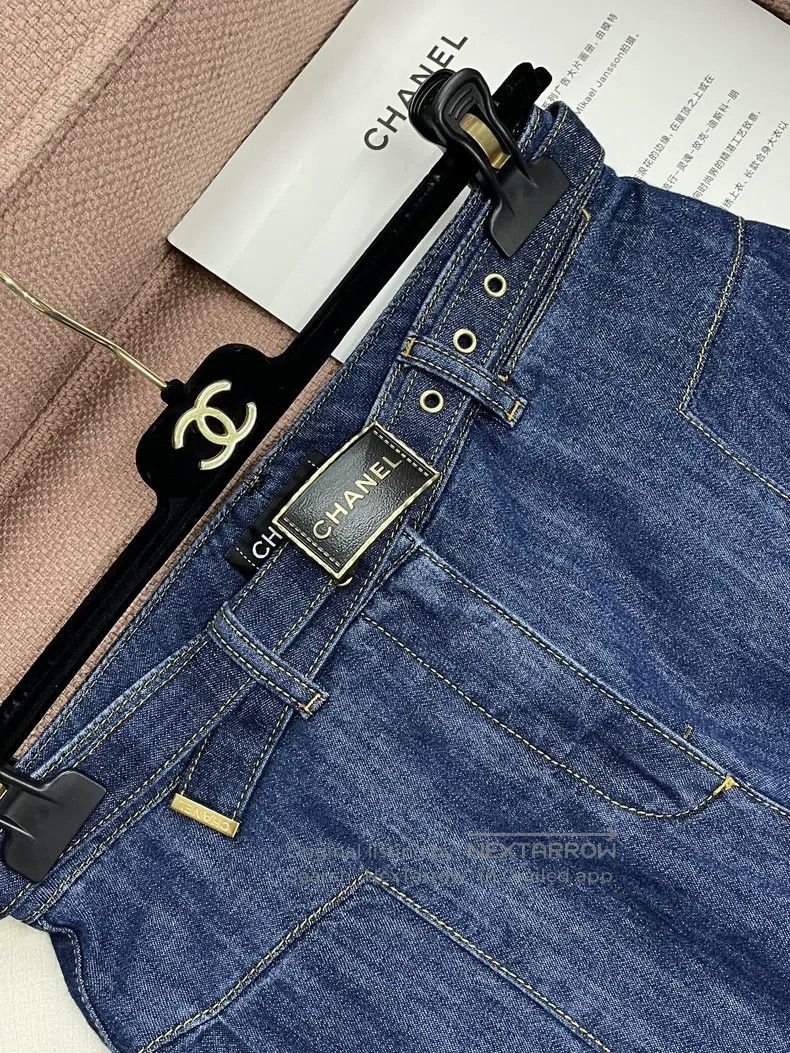 Chanel Chanel Blue wide-leg jeans and trousers Size 42" / US 20 - 2 Thumbnail