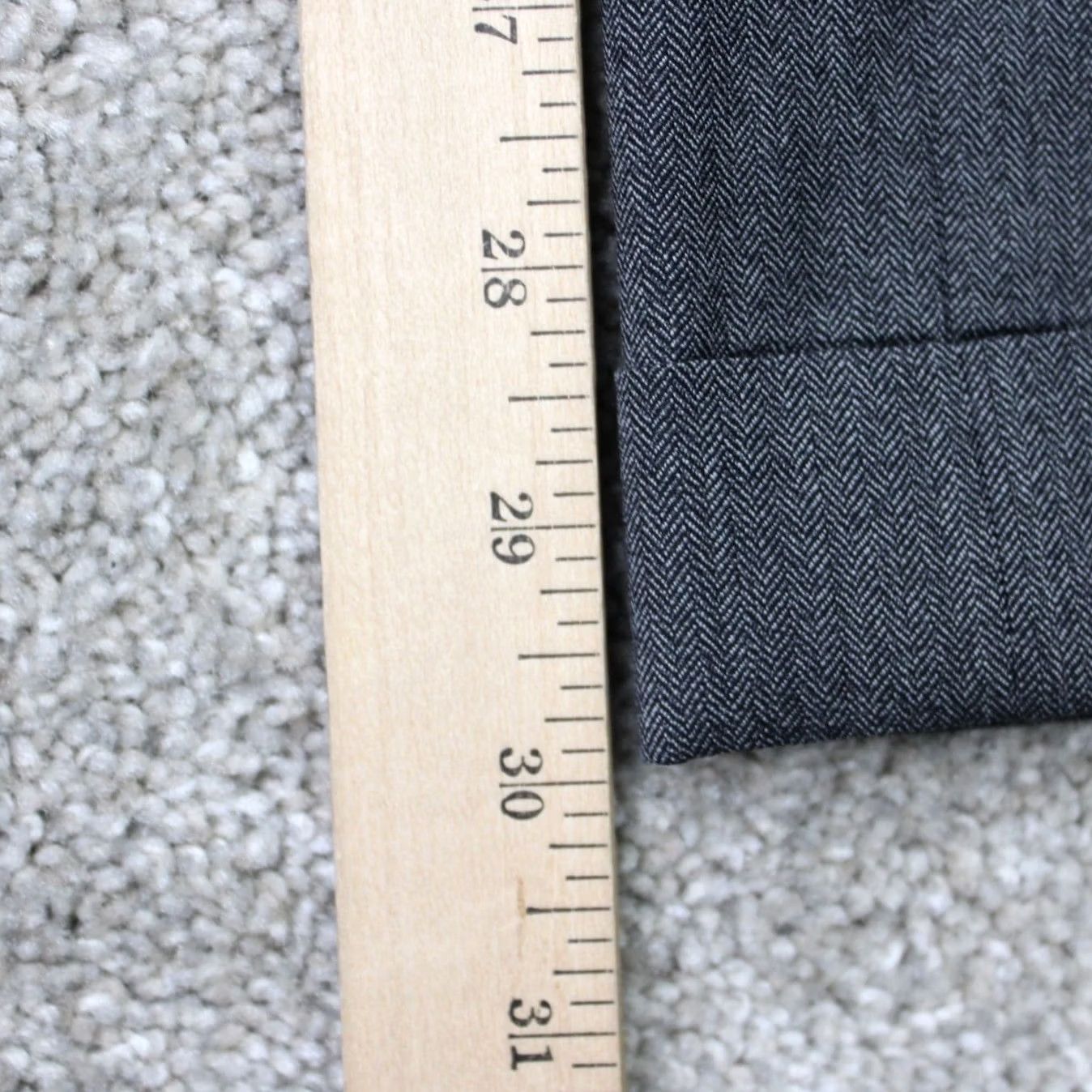 Jos. A. Bank Jos. A. Bank Dress Pants Mens 36x30 Gray Wool Pleated Cuffed Straight Leg Regular Fit Men's Clothing Pants Full Length Straight Leg Dress Pants Size US 36 / EU 52 - 3 Thumbnail