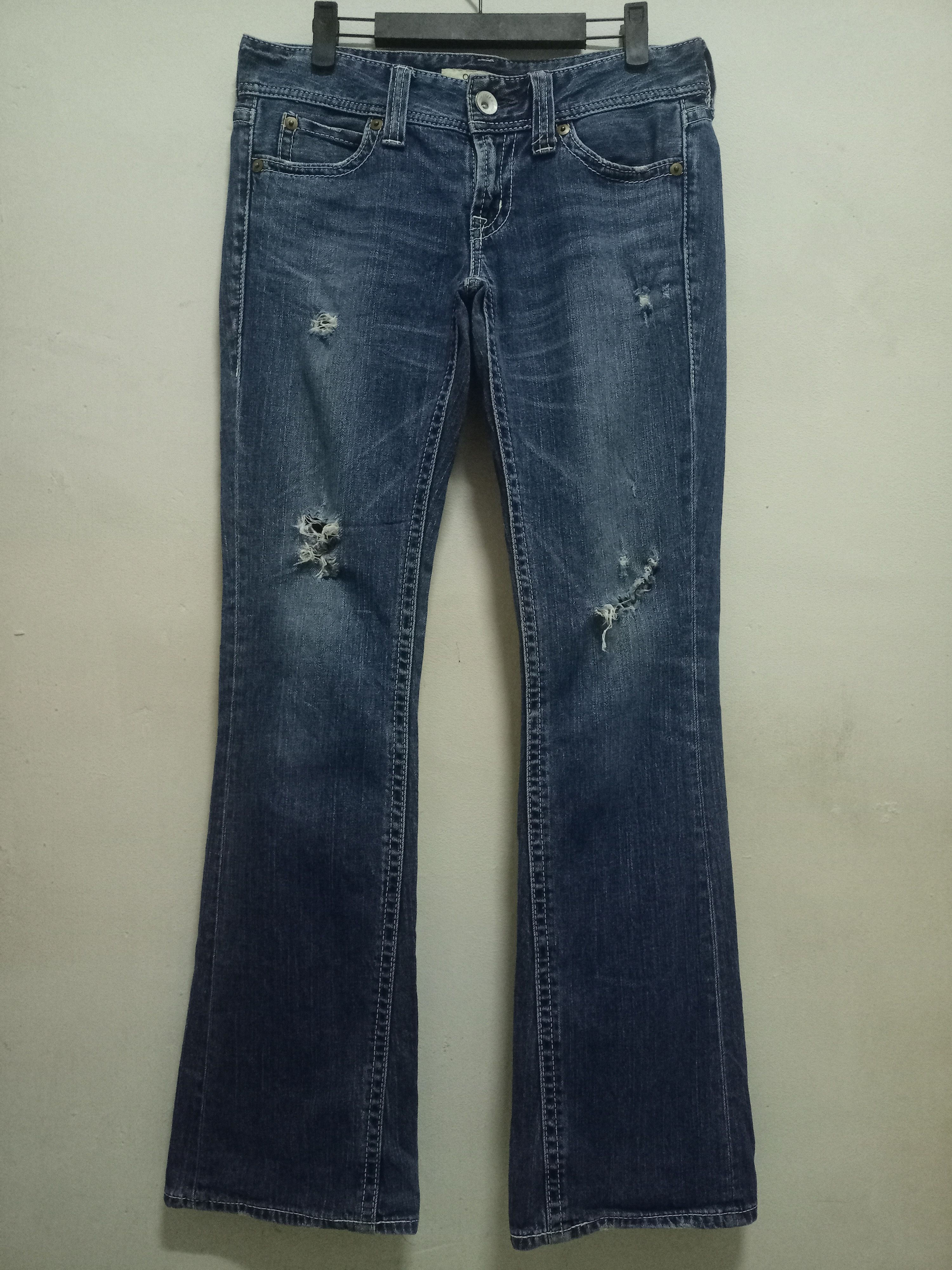 Japanese Brand × Uniqlo Vintage Japanese Uniqlo Blue Wash Flare Jeans 32x32 Size US 32 / EU 48 - 1 Thumbnail