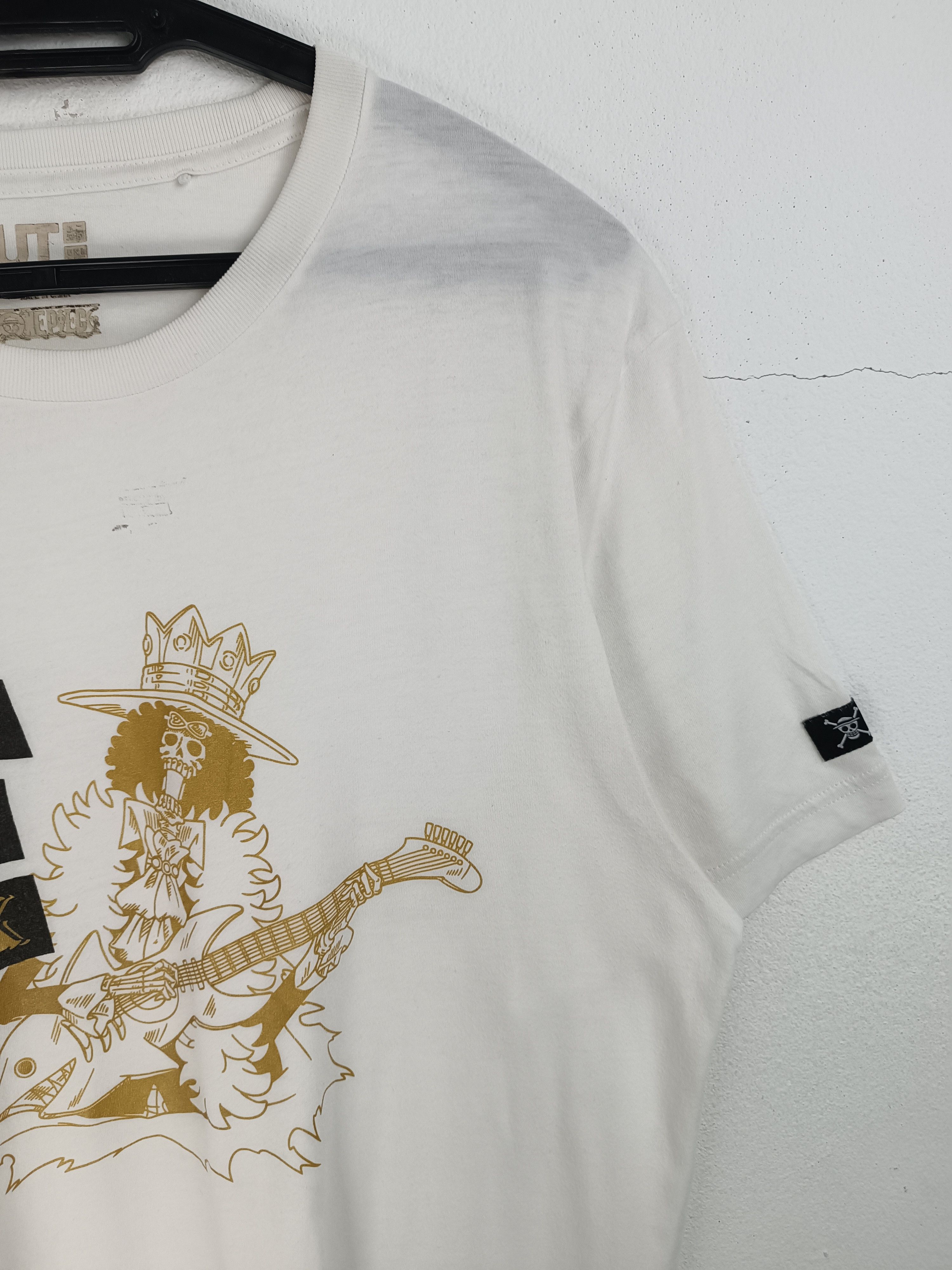 Anime VINTAGE ONE PIECE SOUL KING BROOK TEE naruto bleach dragon Size US M / EU 48-50 / 2 - 6 Thumbnail