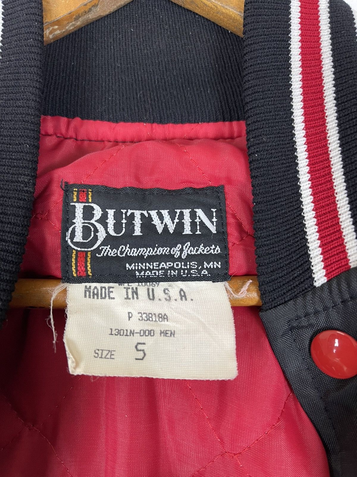 Vintage HARRIET ADA BORUP COUGARS BUTWIN BOMBER JACKET Size US S / EU 44-46 / 1 - 14 Thumbnail