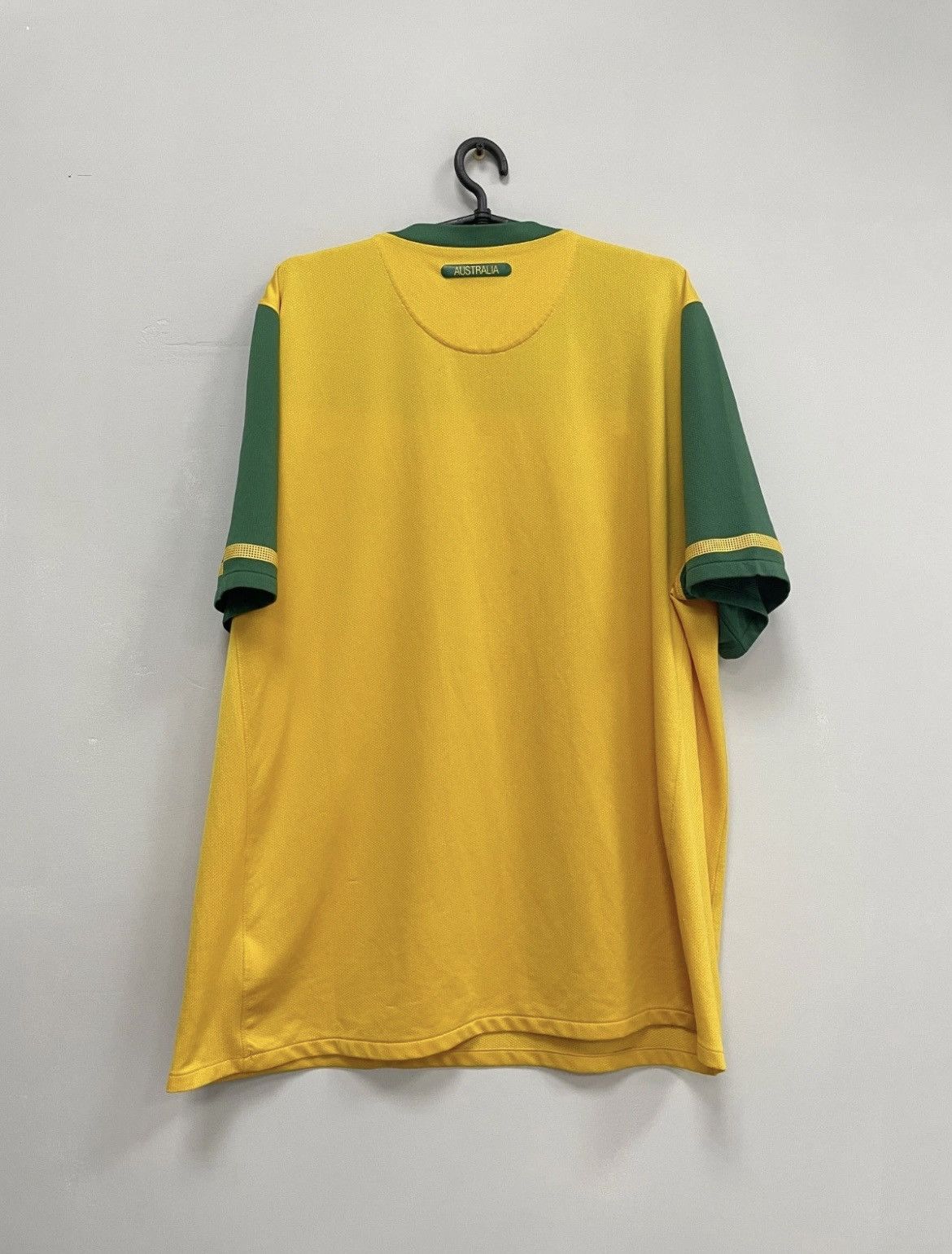 Nike Australia 2010/2012 Home Football Shirt Soccer Jersey Nike Size US XXL / EU 58 / 5 - 2 Thumbnail