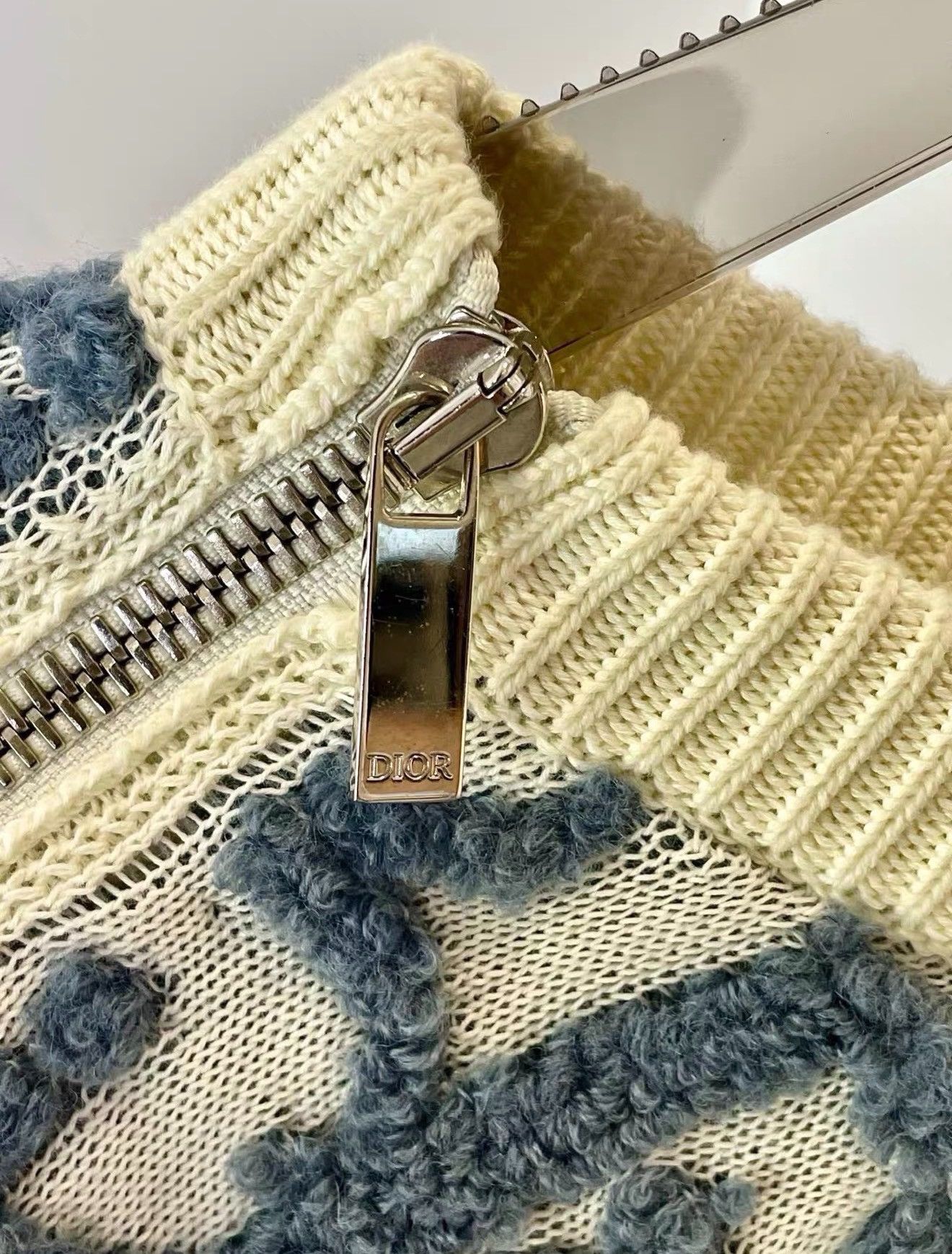 Dior Dior Oblique Wool Cotton Jacquard Sleeves Zipper Sweater Size US L / EU 52-54 / 3 - 3 Thumbnail