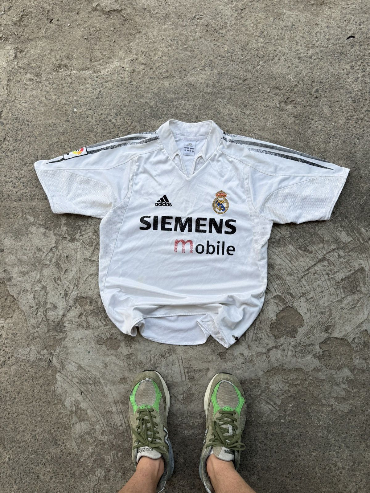 Adidas Vintage Y2K Real Madrid Adidas 2004 Blokecore Soccer Jersey Size US S / EU 44-46 / 1 - 9 Thumbnail
