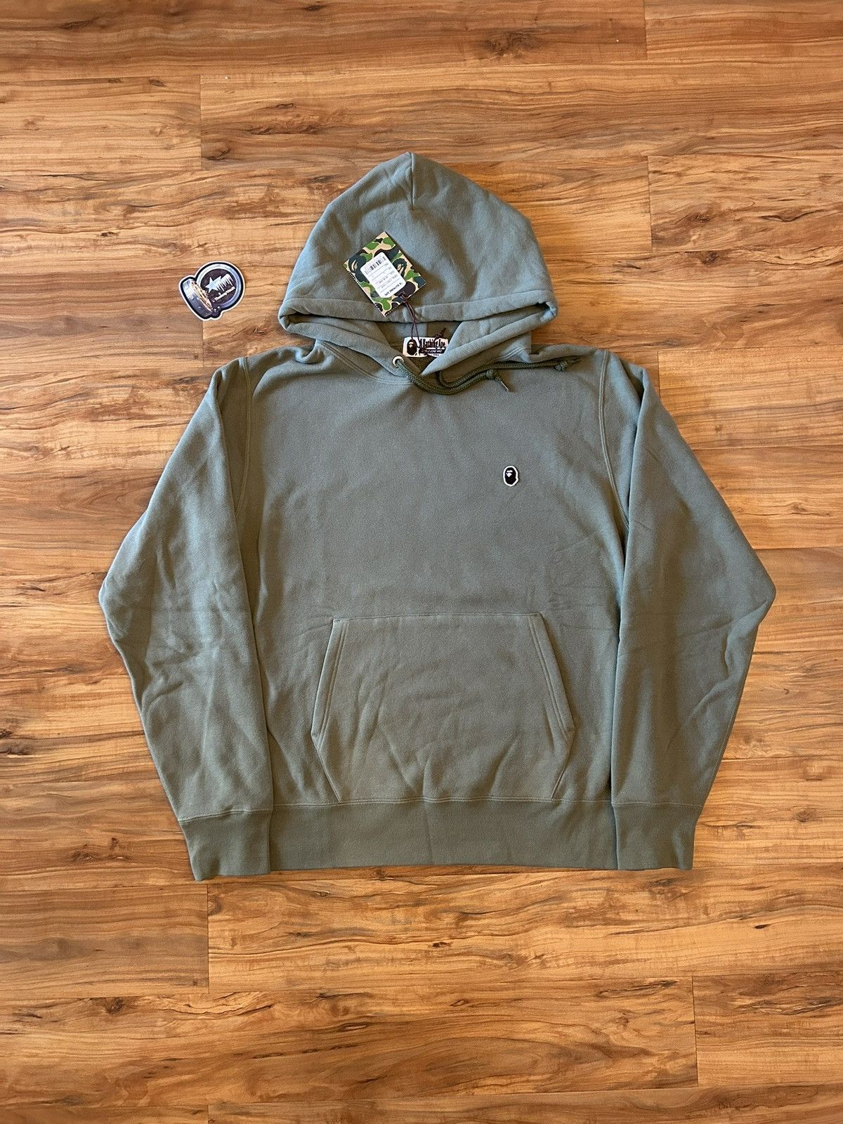 Bape NEW Bape Olive Green One Point Ape Face Pullover Hoodie Size US L / EU 52-54 / 3 - 2 Thumbnail