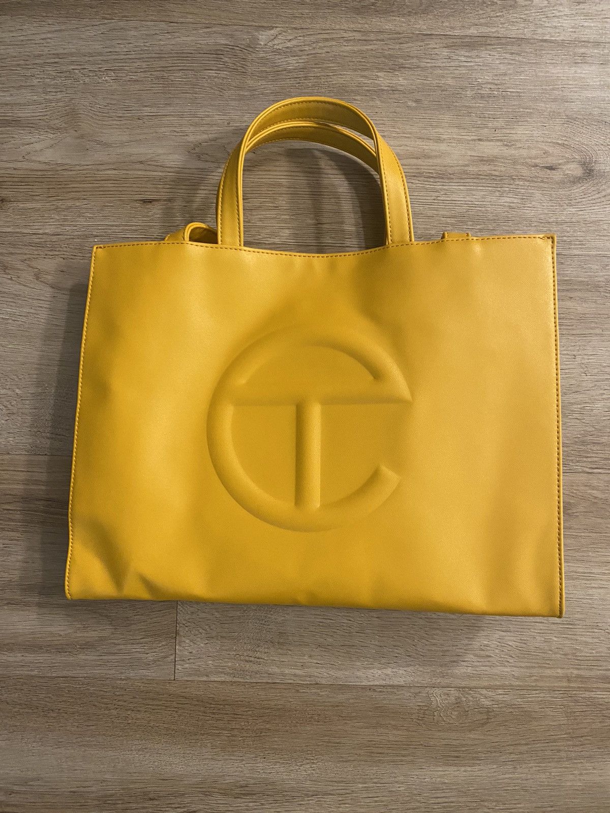 Buy Telfar Medium Bag-Yellow