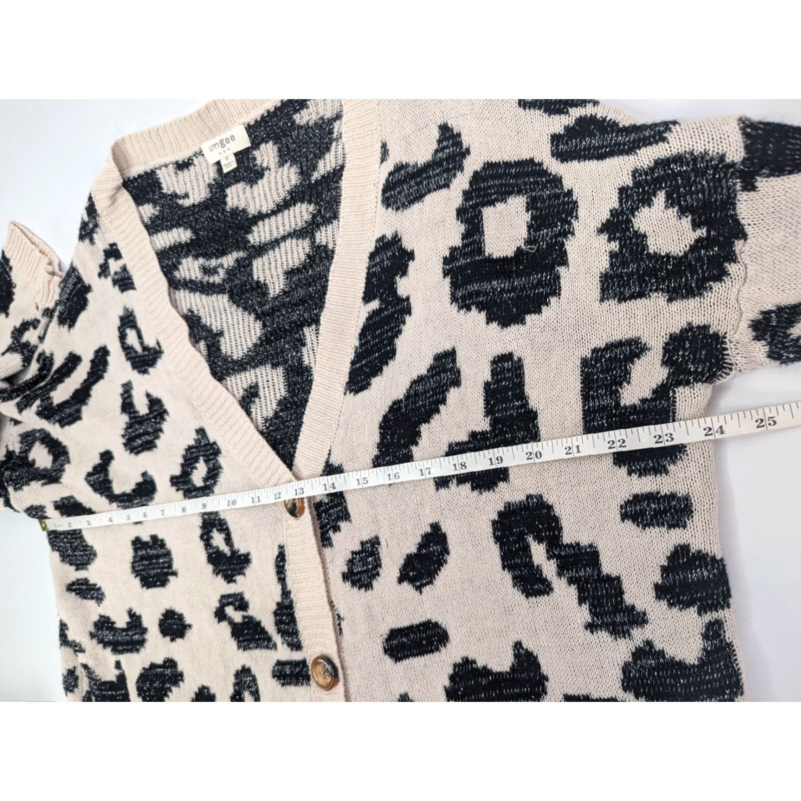 Vintage Umgee Cardigan Sweater V-Neck Animal Print Long Sleeve Beige M Size Large Medium Women Size M / US 6-8 / IT 42-44 - 5 Thumbnail
