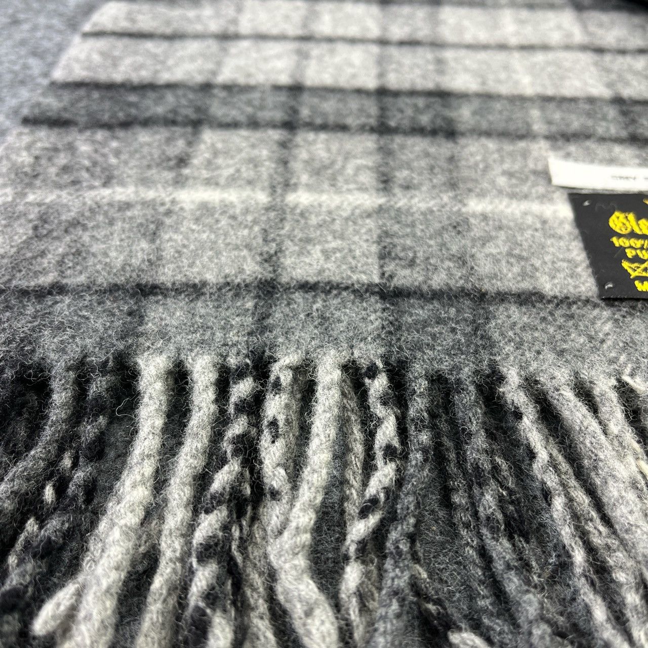 Vintage Vintage Glen Prince Scarf / Muffler / Neckwear T391 Size ONE SIZE - 6 Thumbnail