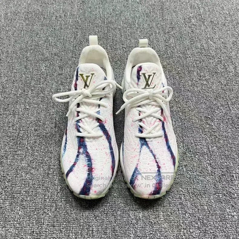 Louis Vuitton Louis Vuitton V. N. R Tie & Dye White Tie-Dye Casual Sneak Size US 8 / EU 41 - 2 Thumbnail