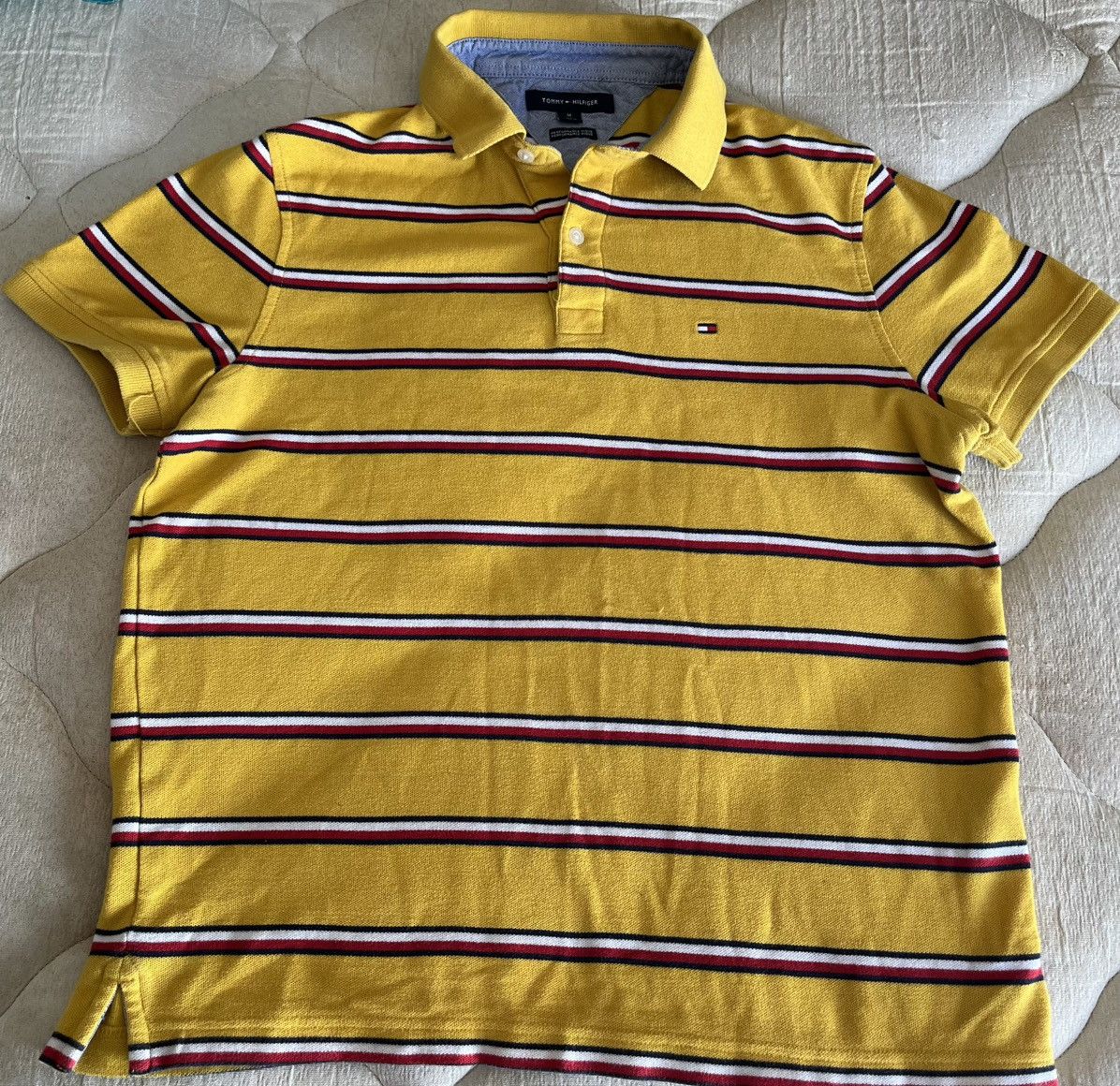 Tommy Hilfiger Authentic Tommy Hilfiger Mens Polo Shirt Solid Classic Fit Size US S / EU 44-46 / 1 - 1 Thumbnail