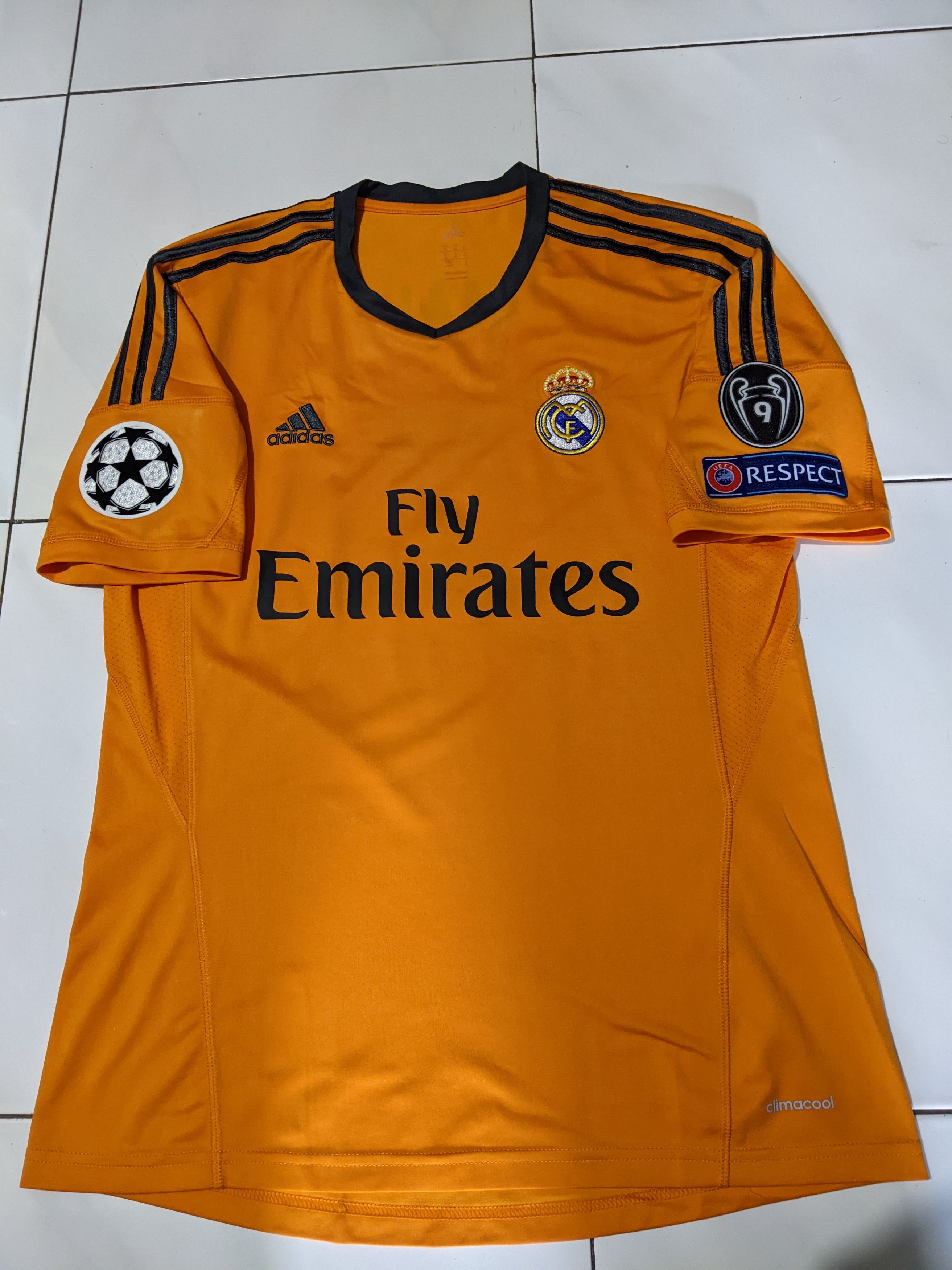 Adidas Real Madrid third 2013-14 Jersey Cristiano Ronaldo 7 Size US M / EU 48-50 / 2 - 1 Thumbnail