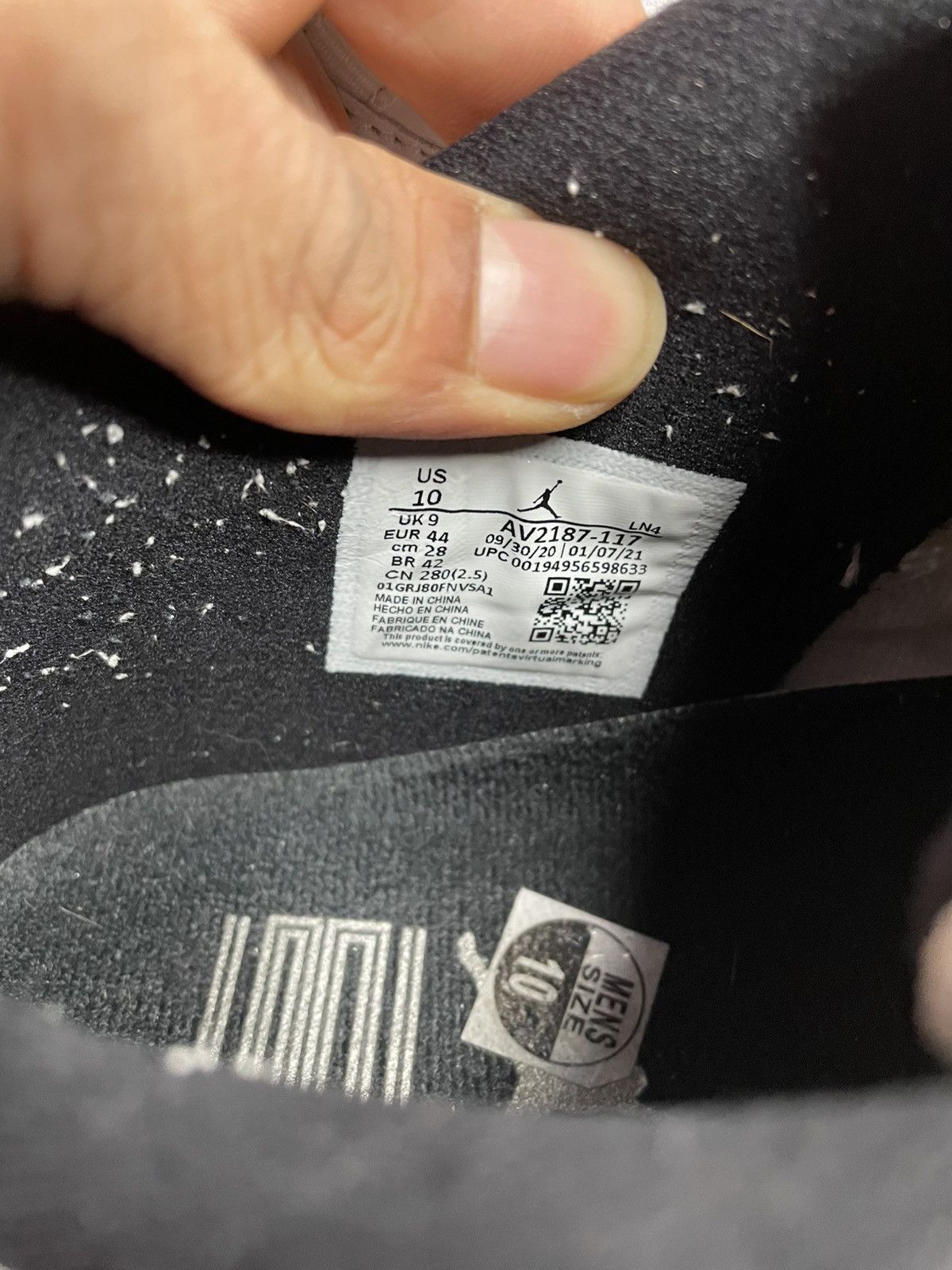 Jordan Brand Jordan 11 Low Legend Low Size US 10 / EU 43 - 10 Thumbnail
