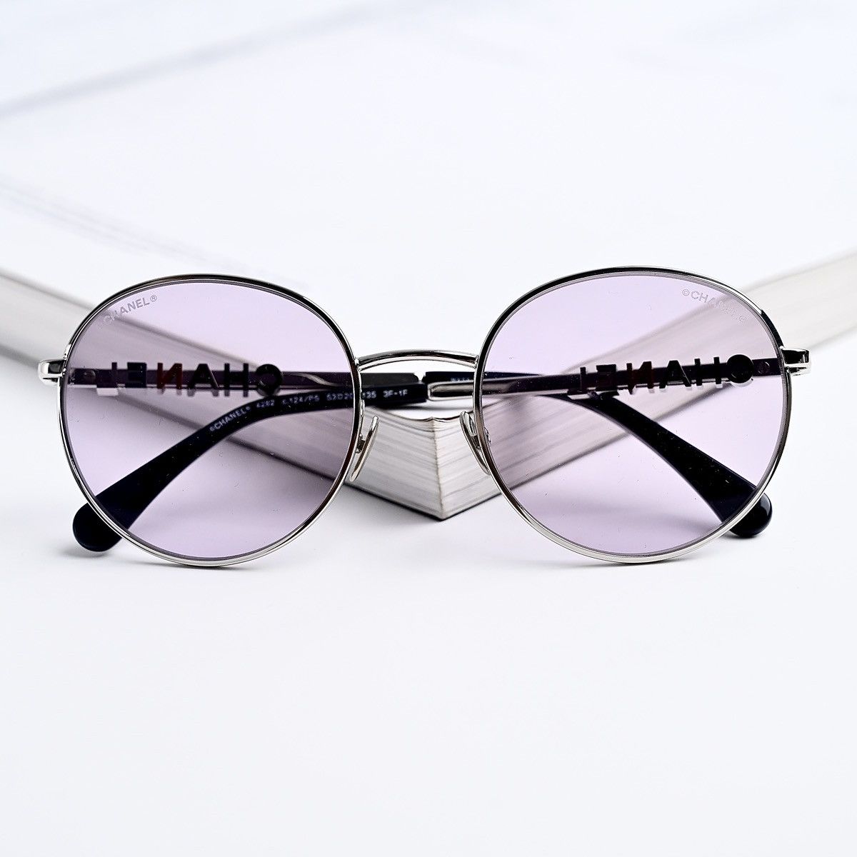 Chanel CHANEL 0CH4282 SUNGLASSES Size ONE SIZE - 9 Thumbnail