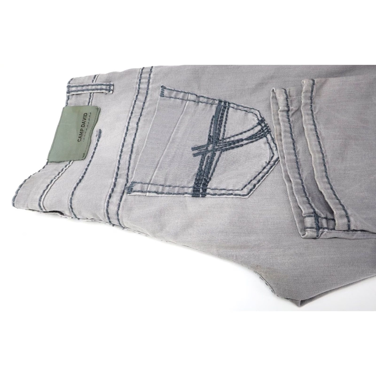 Vintage CAMP DAVID Jeans Men Regular Grey Faded Denim Zip Fly W33/L34 - 33x34 Regular Fit"} Size US 33 - 8 Thumbnail