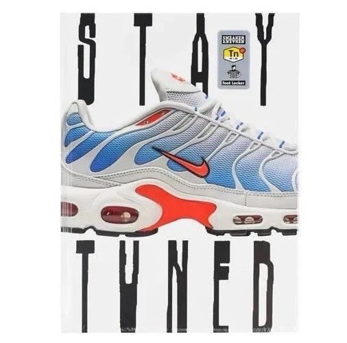 Other 'Stay Tuned’ Book Foot Locker X Sneaker Freaker Size ONE SIZE - 1 Thumbnail