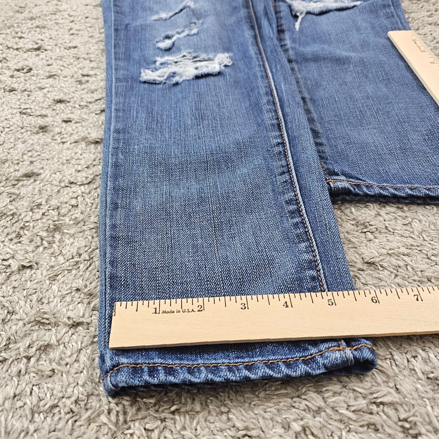 American Eagle Outfitters American Eagle Boy Fit Jeans Women's 0 Light Wash Straight Button Fly Blue 28x26 Size 28" / US 6 / IT 42 - 7 Thumbnail