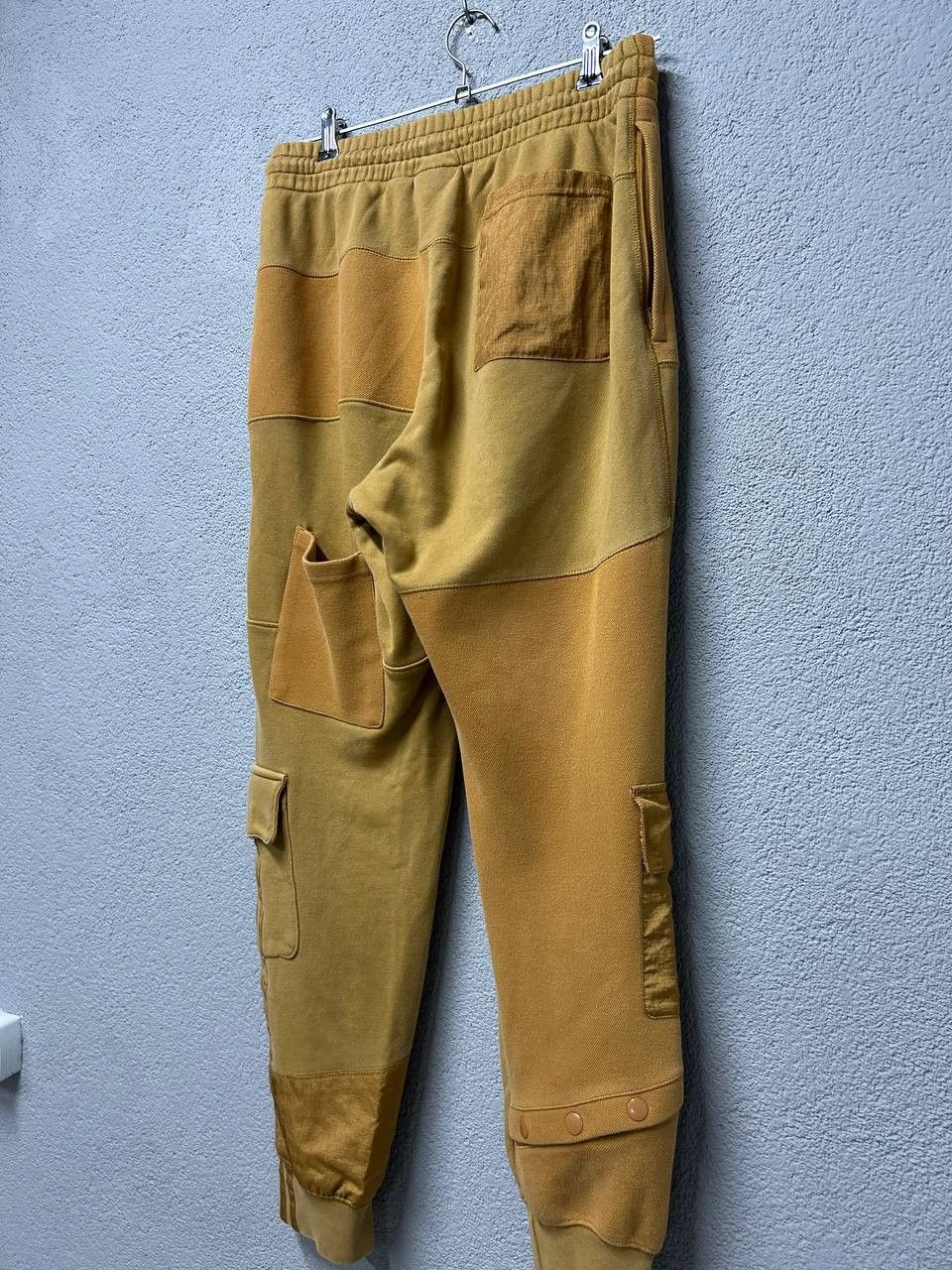 Adidas × Ivy Park Adidas x Ivy Park cargo sweatpants unisex size XS Size US 28 / EU 44 - 9 Thumbnail