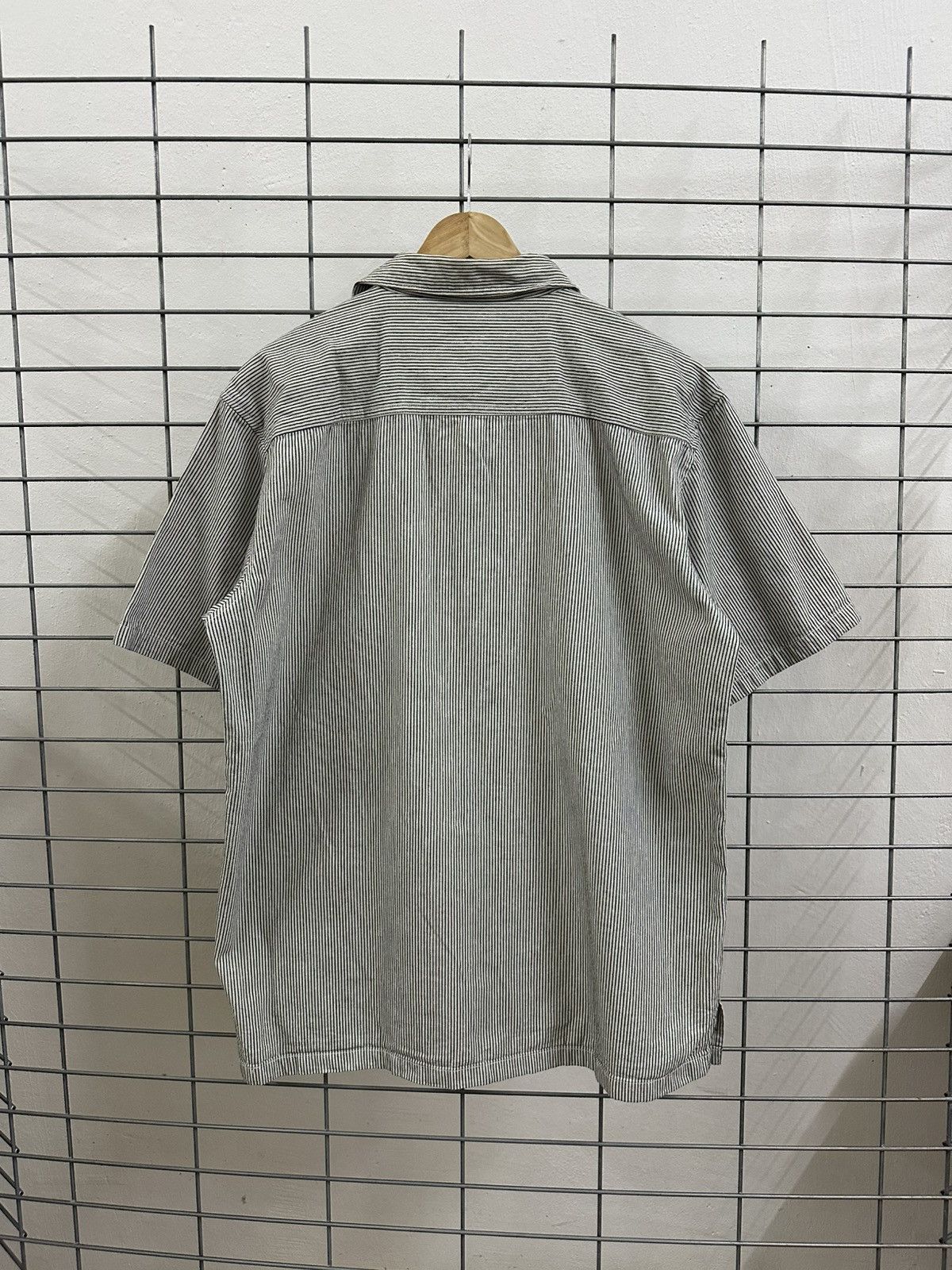 Japanese Brand Thruxton Aesthetic Hickory Stripe Double Pocket Work Shirt Size US XL / EU 56 / 4 - 2 Thumbnail