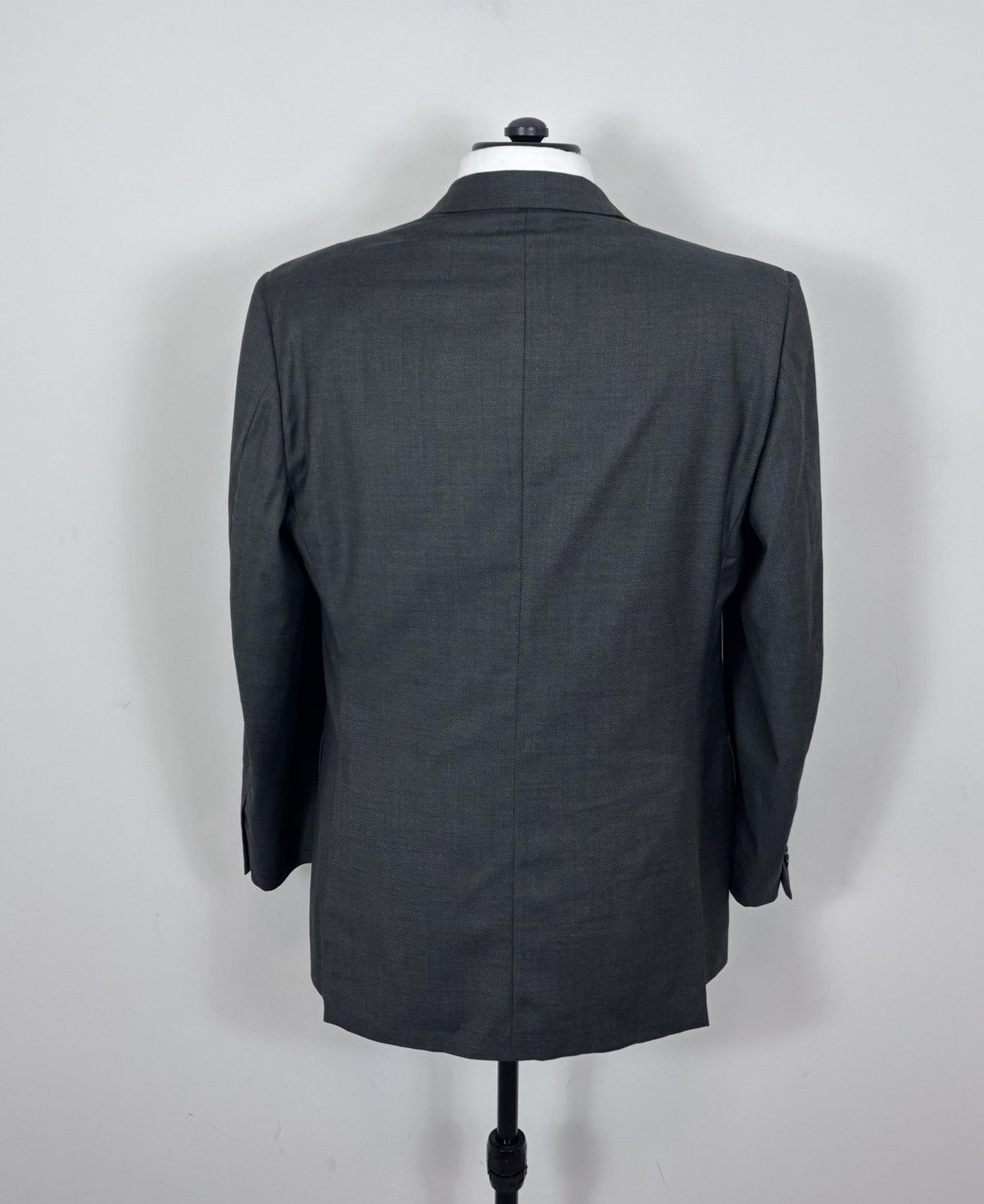 Corneliani Corneliani Men’s 2-Piece Grey Super 120s Wool Suit Size 42R - 5 Thumbnail