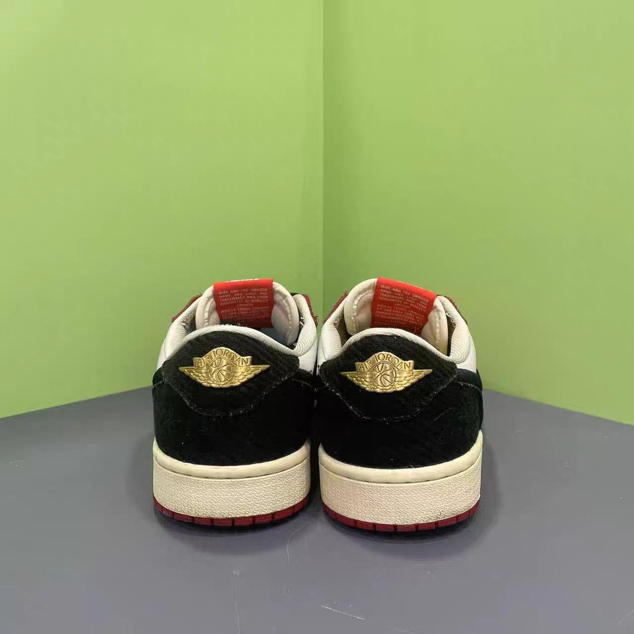Jordan Brand Trophy Room x Air Jordan 1 Low Basketball Shoes K15 Size US 9 / EU 42 - 6 Thumbnail