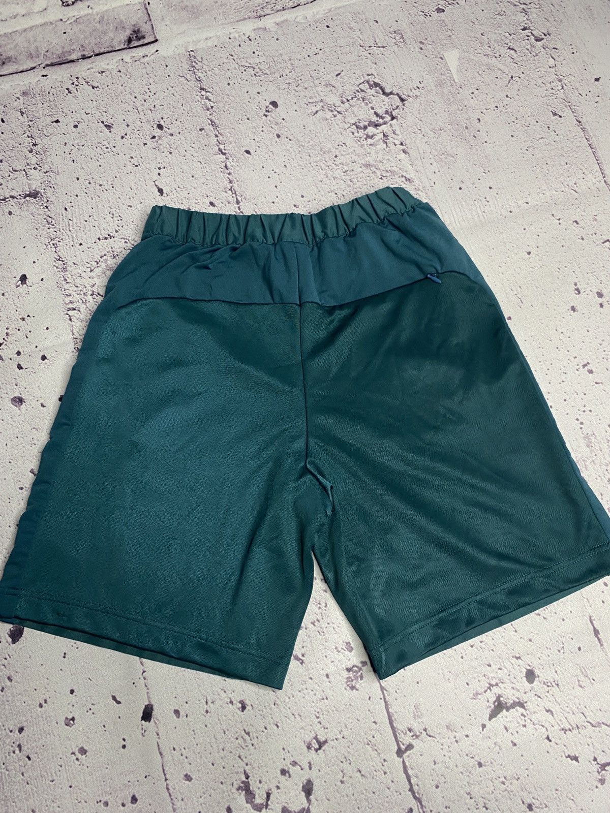 Nike 🤘🏻MENS vintage shorts Nike streetwear y2k🤘🏻 Size US 36 / EU 52 - 7 Thumbnail