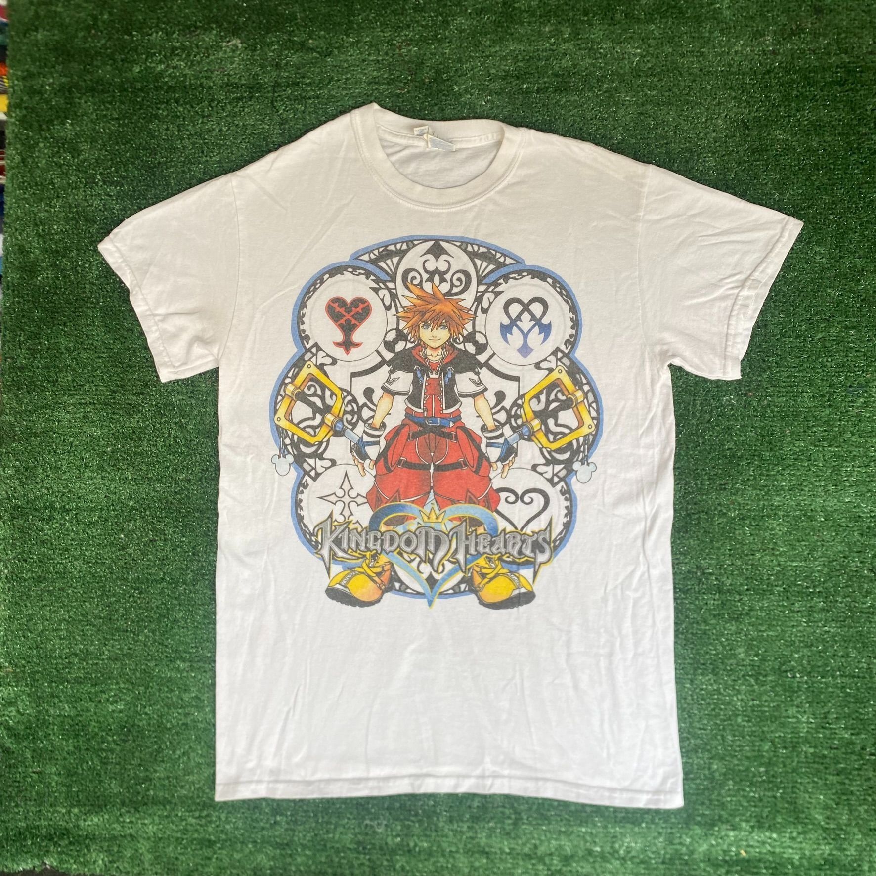 Vintage Vintage Y2K Kingdom Hearts Shirt Retro Video Game Tee Size US S / EU 44-46 / 1 - 1 Thumbnail