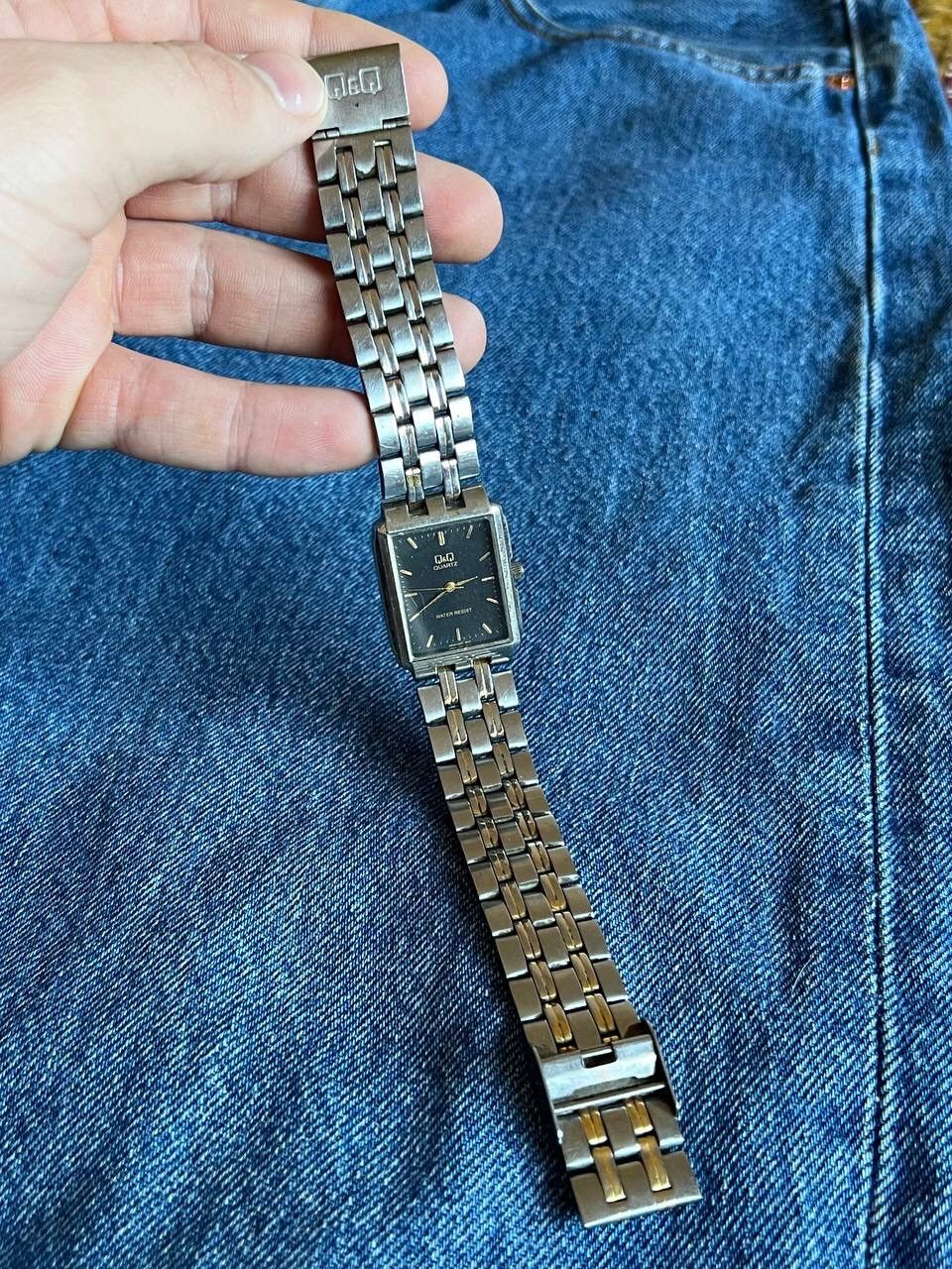 Vintage Japanese style futuristic Watch graphite tank