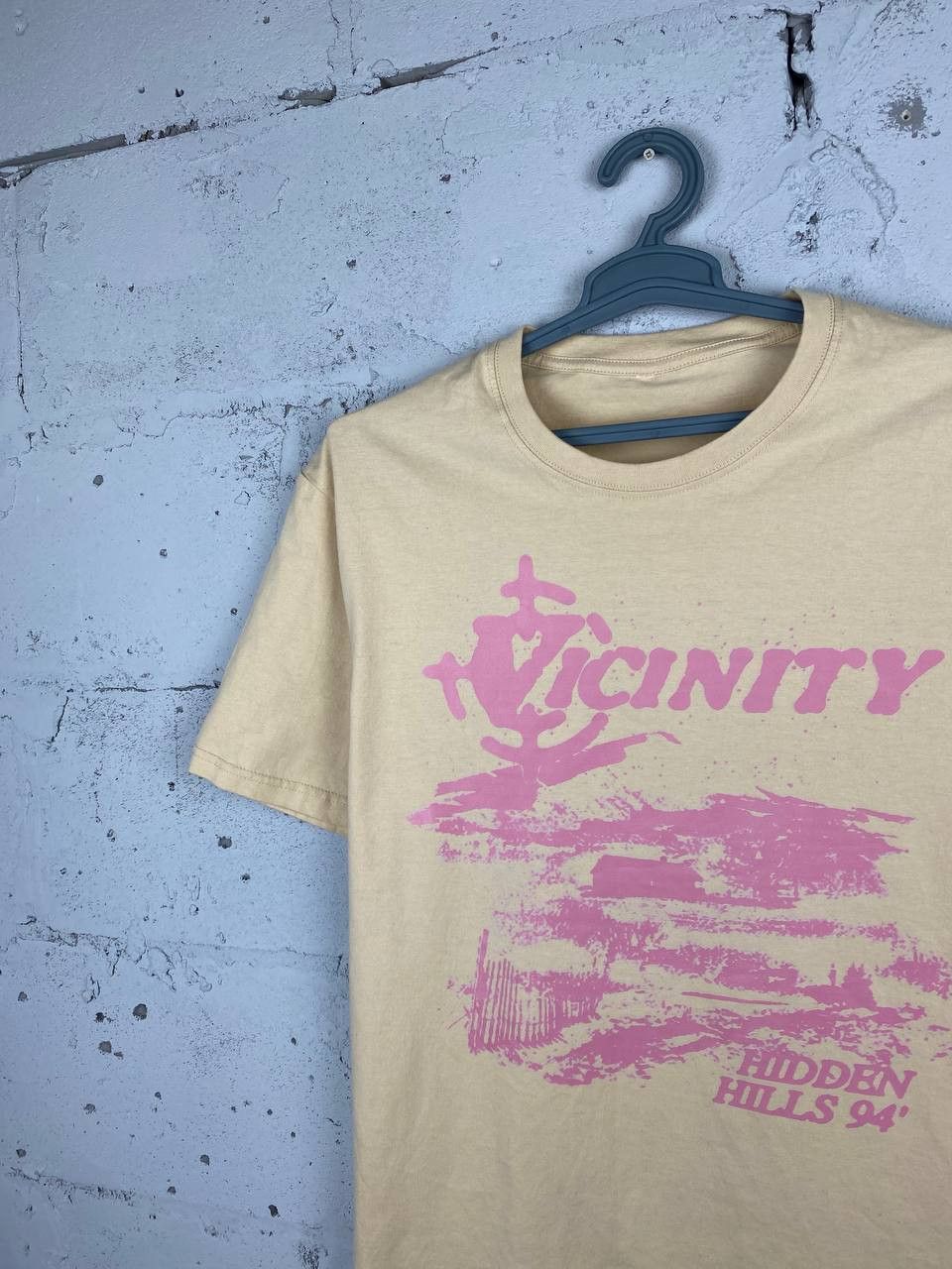 Designer Vicinity Hidden Hills 94' Japan Tee Size US M / EU 48-50 / 2 - 3 Thumbnail