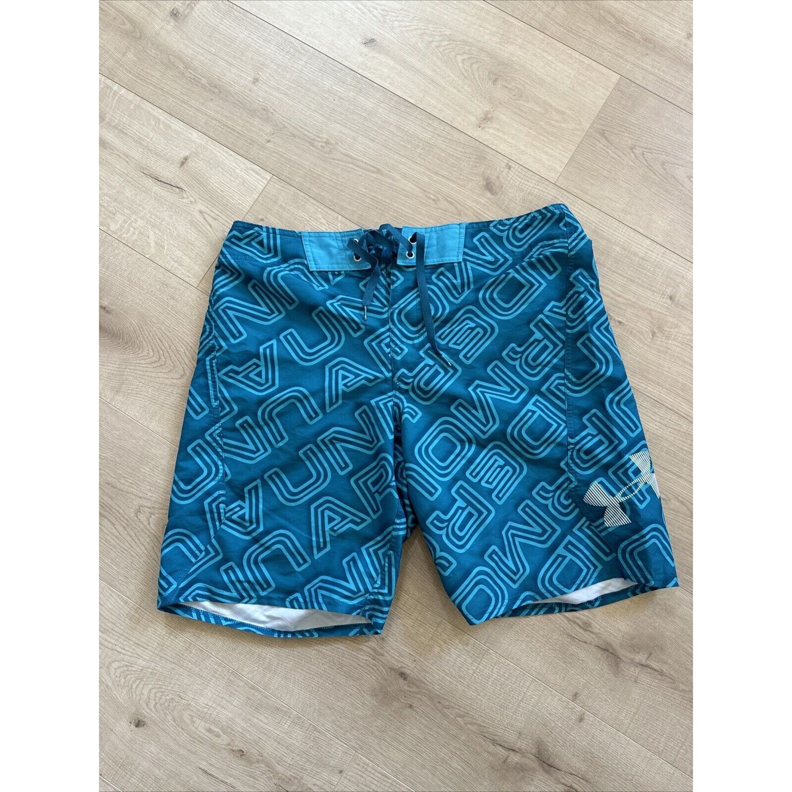 Under Armour Men's UNDER ARMOUR Size 36 Bergwind Boardshorts Surf Swim Size US 36 / EU 52 - 2 Thumbnail