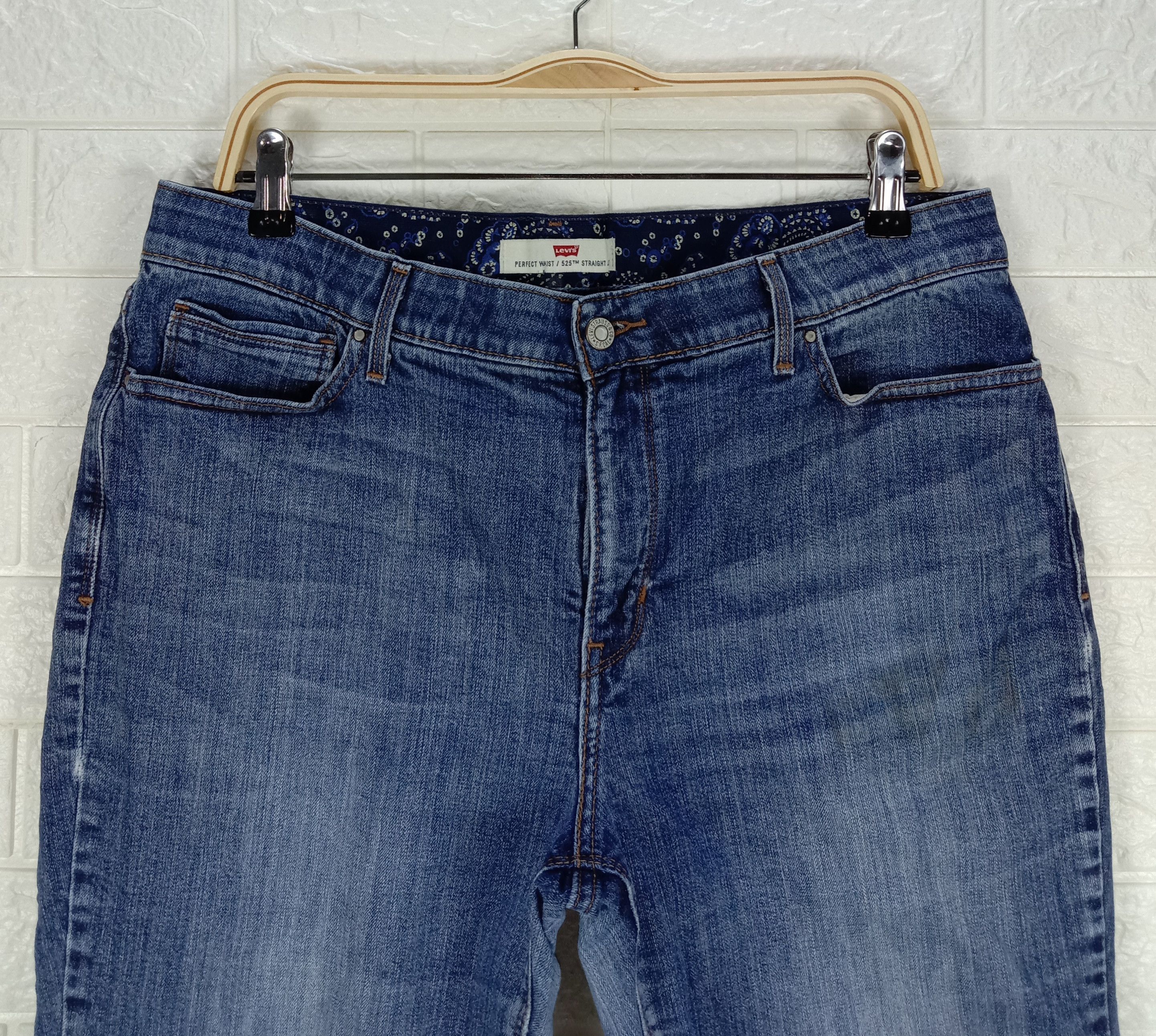 Levi's Vintage Levi's 525 Jeans Faded Blue Straight Leg Denim Size 33" - 2 Thumbnail