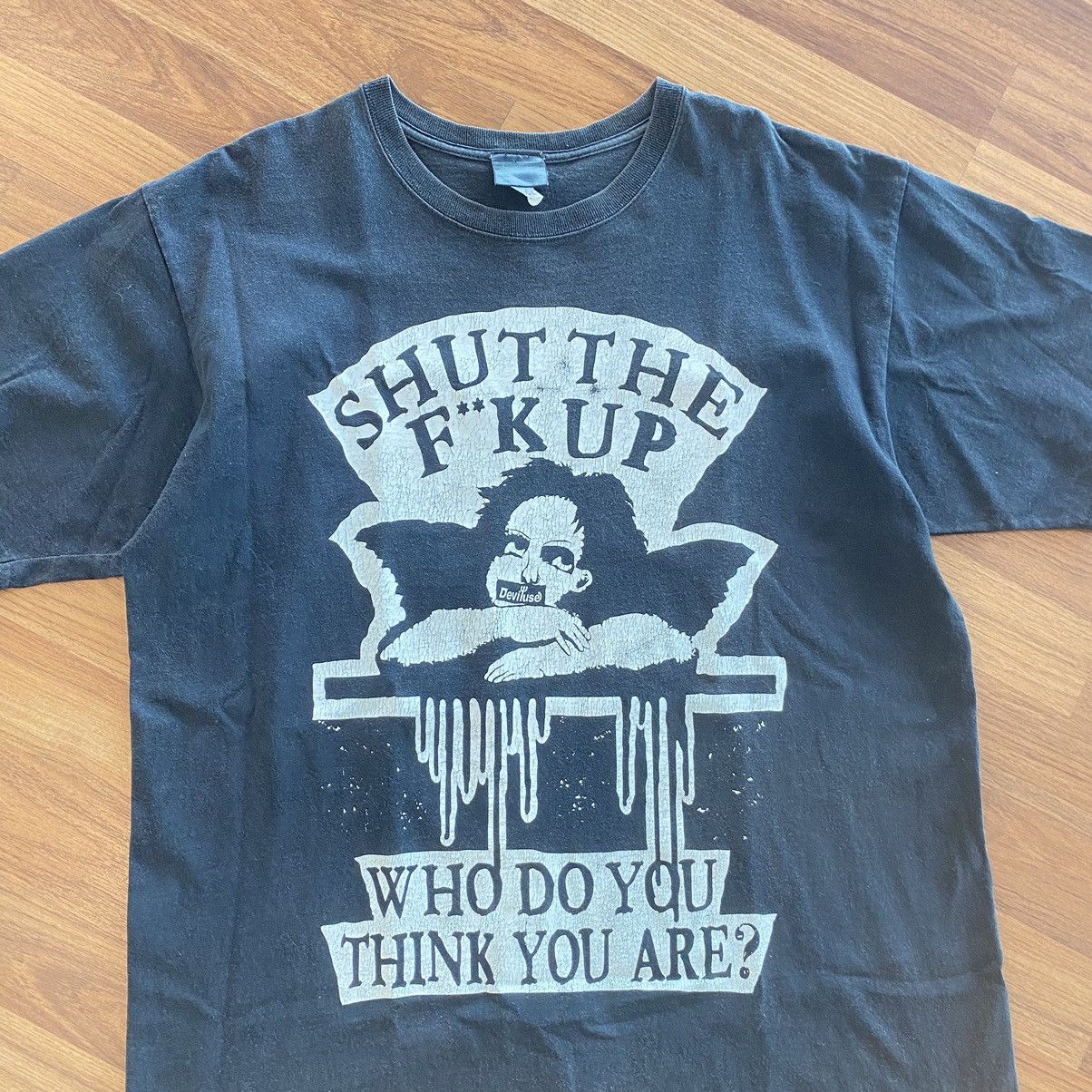 Japanese Brand Thrashed Faded Vintage Y2K Deviluse ERD GRUNGE GRAIL TEE Size US L / EU 52-54 / 3 - 2 Thumbnail