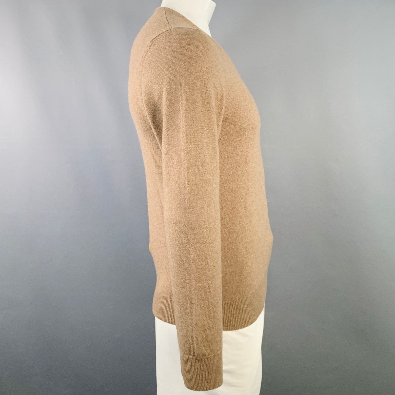 Maison Margiela MAISON MARTIN MARGIELA Camel Cashmere V-Neck Pullover Size US L / EU 52-54 / 3 - 2 Thumbnail