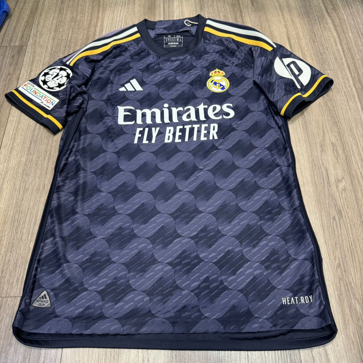 Adidas Real Madrid 23/24 player issue away shirt #8 Kroos (bnwt) Size US M / EU 48-50 / 2 - 1 Thumbnail