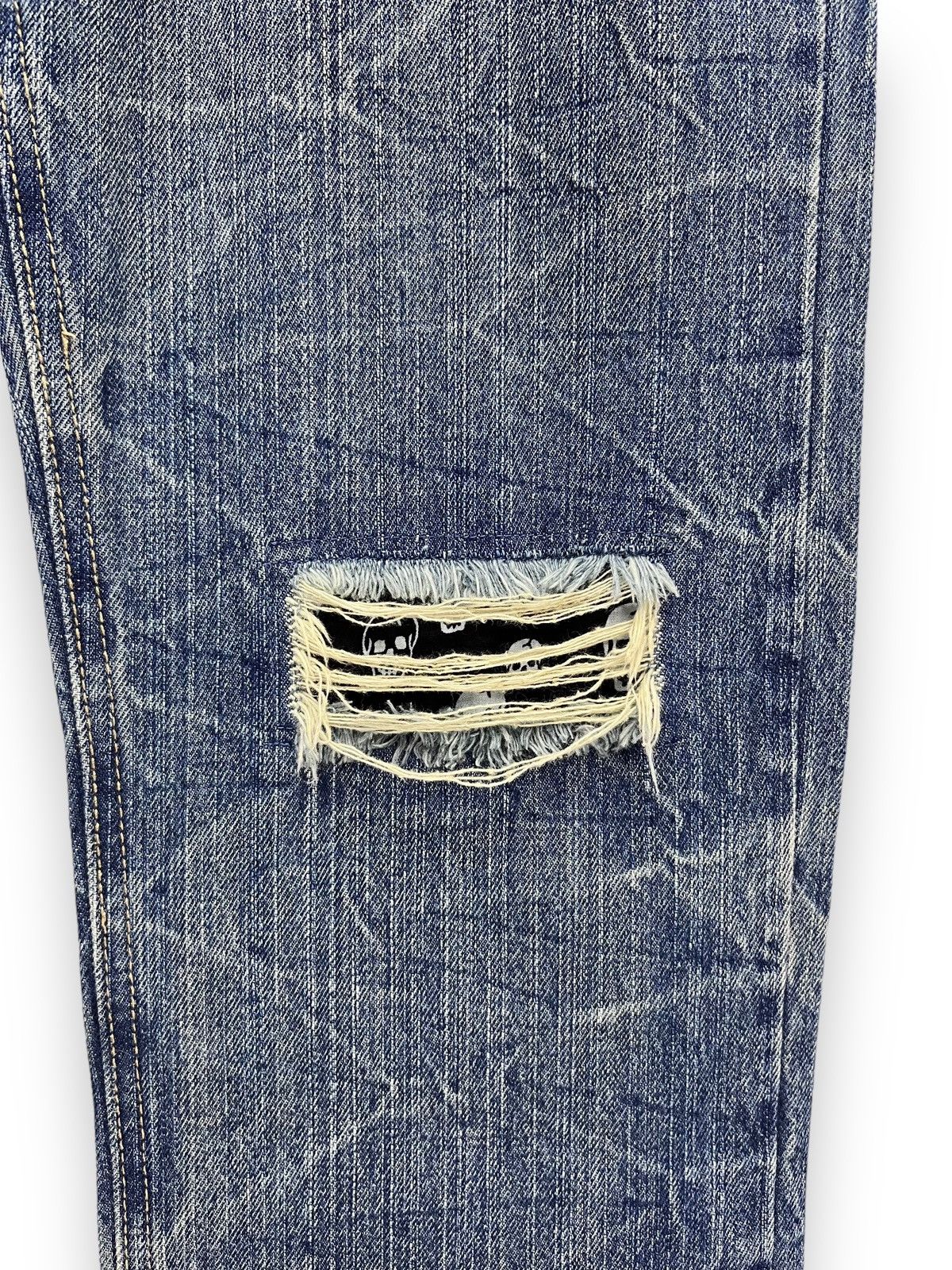 Vintage 💀PLAYCHESS Skulls Grunge Double Waist Distressed Denim Size US 29 - 5 Thumbnail