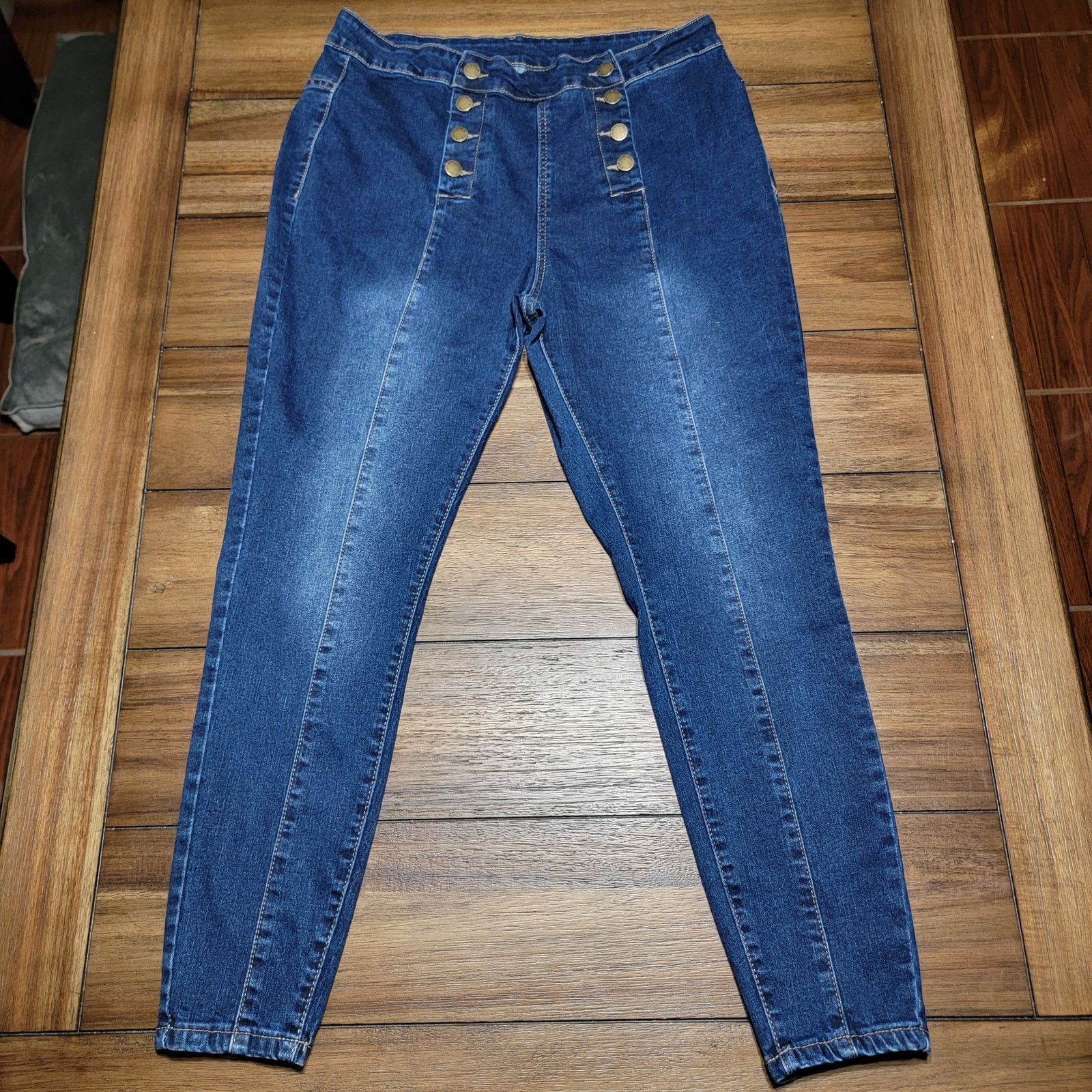Shein Shein Curve Straight Jeans w/ Double Button Up Fly - 1XL Size 32" / US 10 / IT 46 - 1 Thumbnail