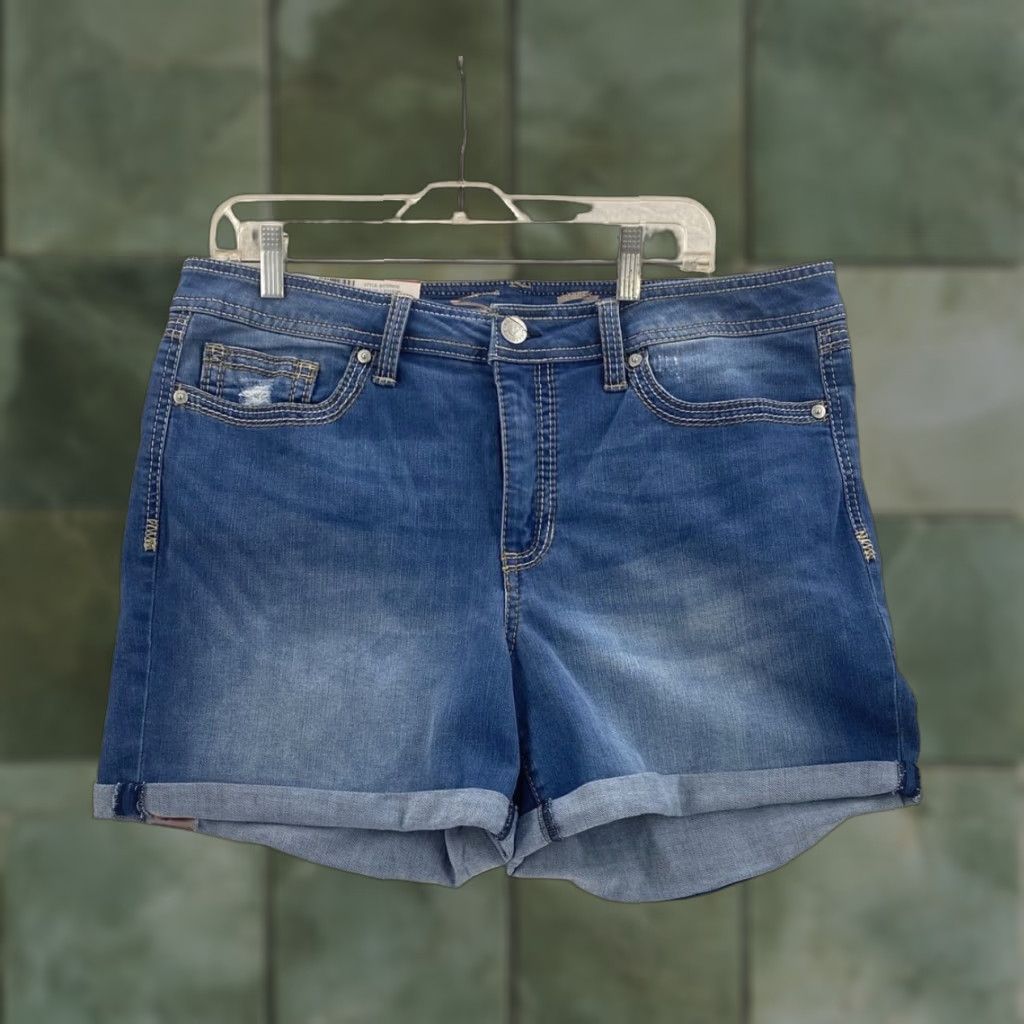 Vintage Seven7 Womens Jeans Shorts 14 Light Blue Cuffed Embellished Pockets 5 Inseam NWT Bohemian Style Size 36" / US 14 / IT 50 - 1 Thumbnail