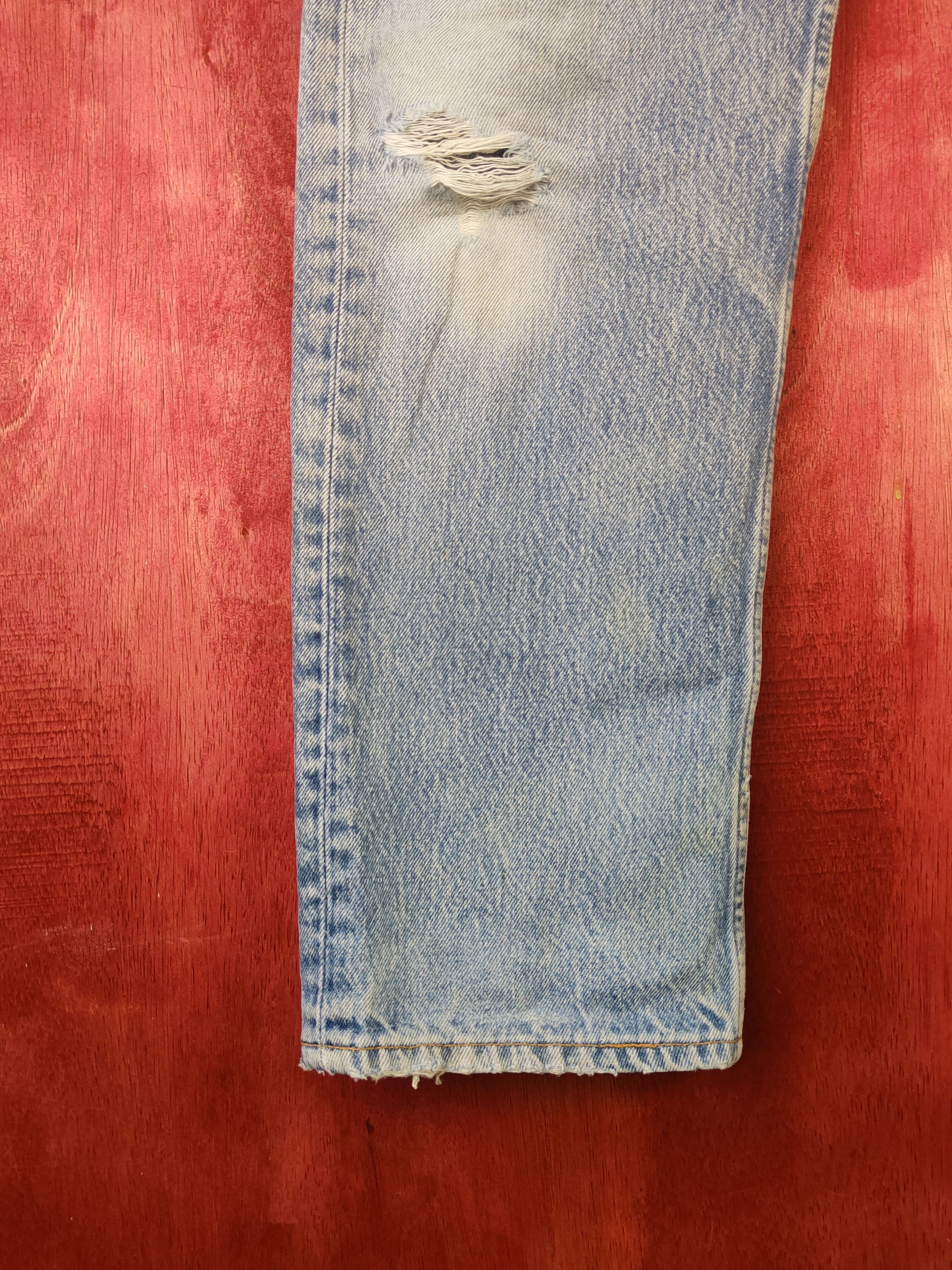 Levi's DL 501 Levi's Blue Distressed Denim vintage Pants #S1373 Size US 33 - 5 Thumbnail