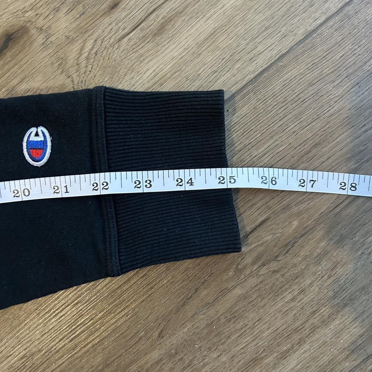 Champion Champion black pullover hoodie Size US S / EU 44-46 / 1 - 5 Thumbnail